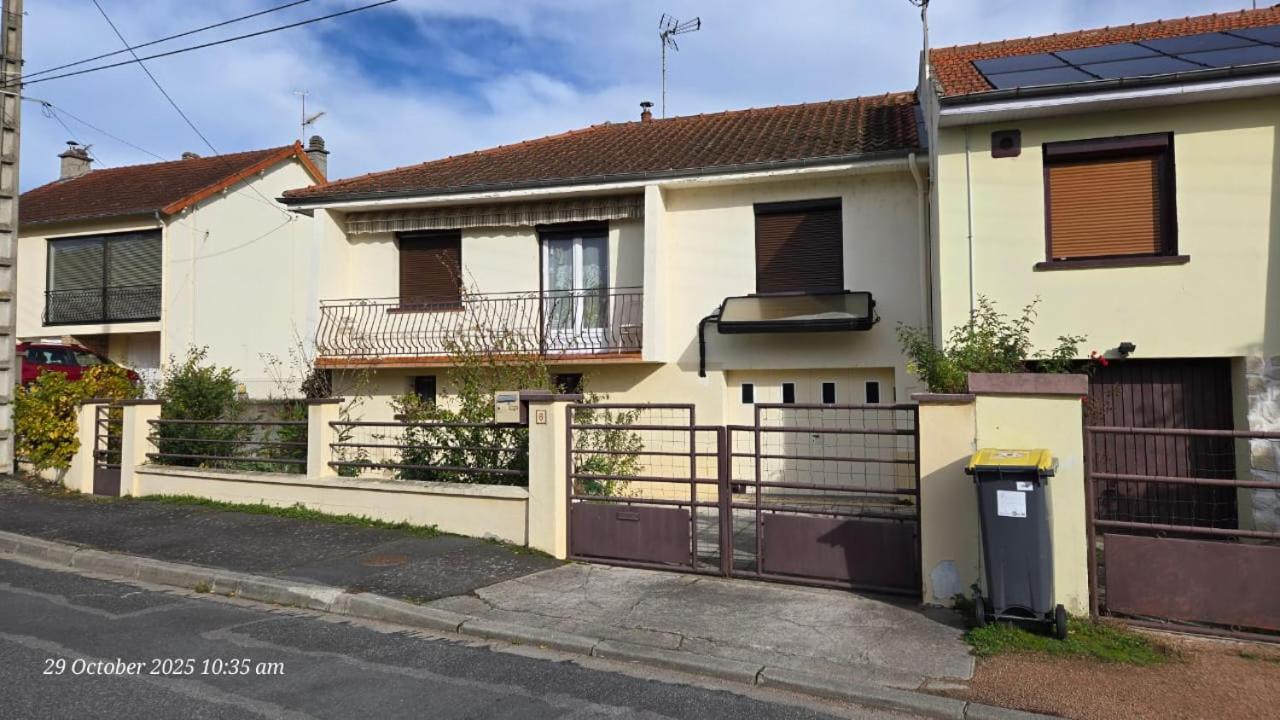 Maison entière avec parking, garage et jardin