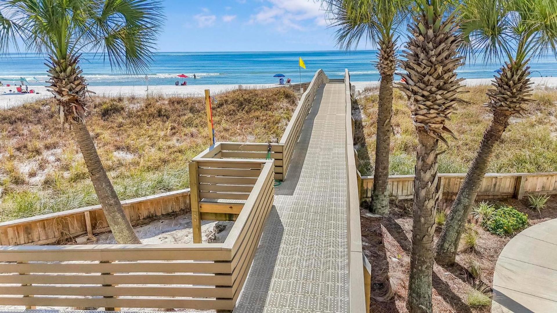 Palm Beach A14 by Vacation Homes Collection