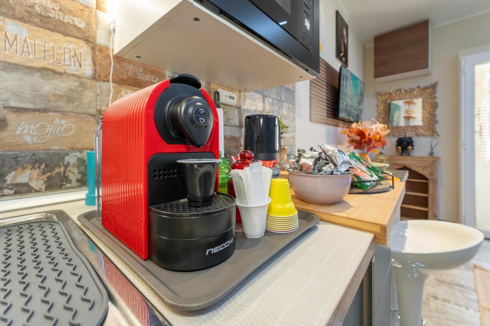 Coffee/tea facilities