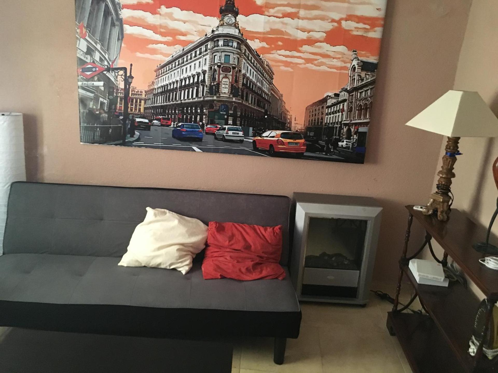 Communal lounge/ TV room