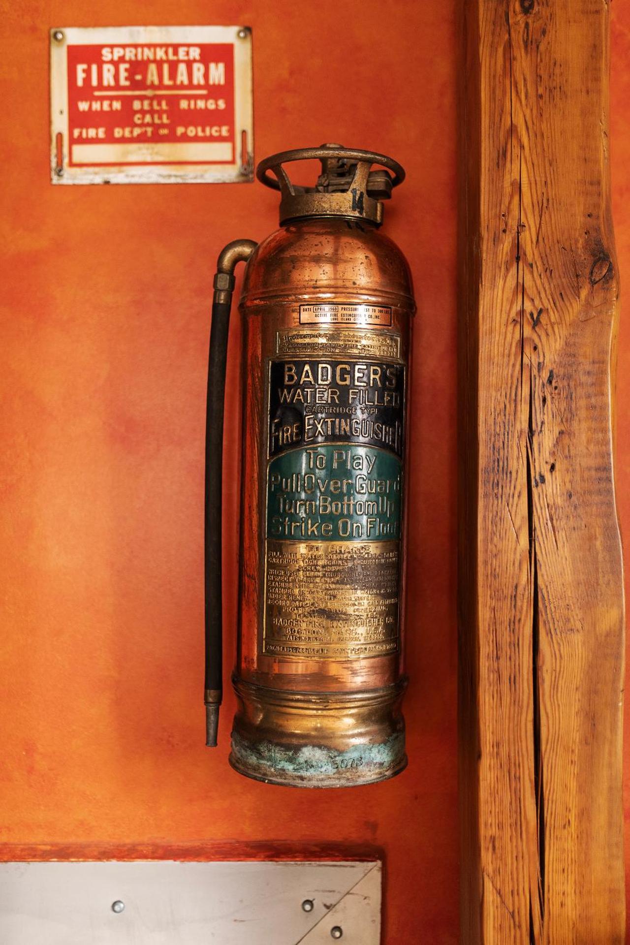 Logo/Certificate/Sign