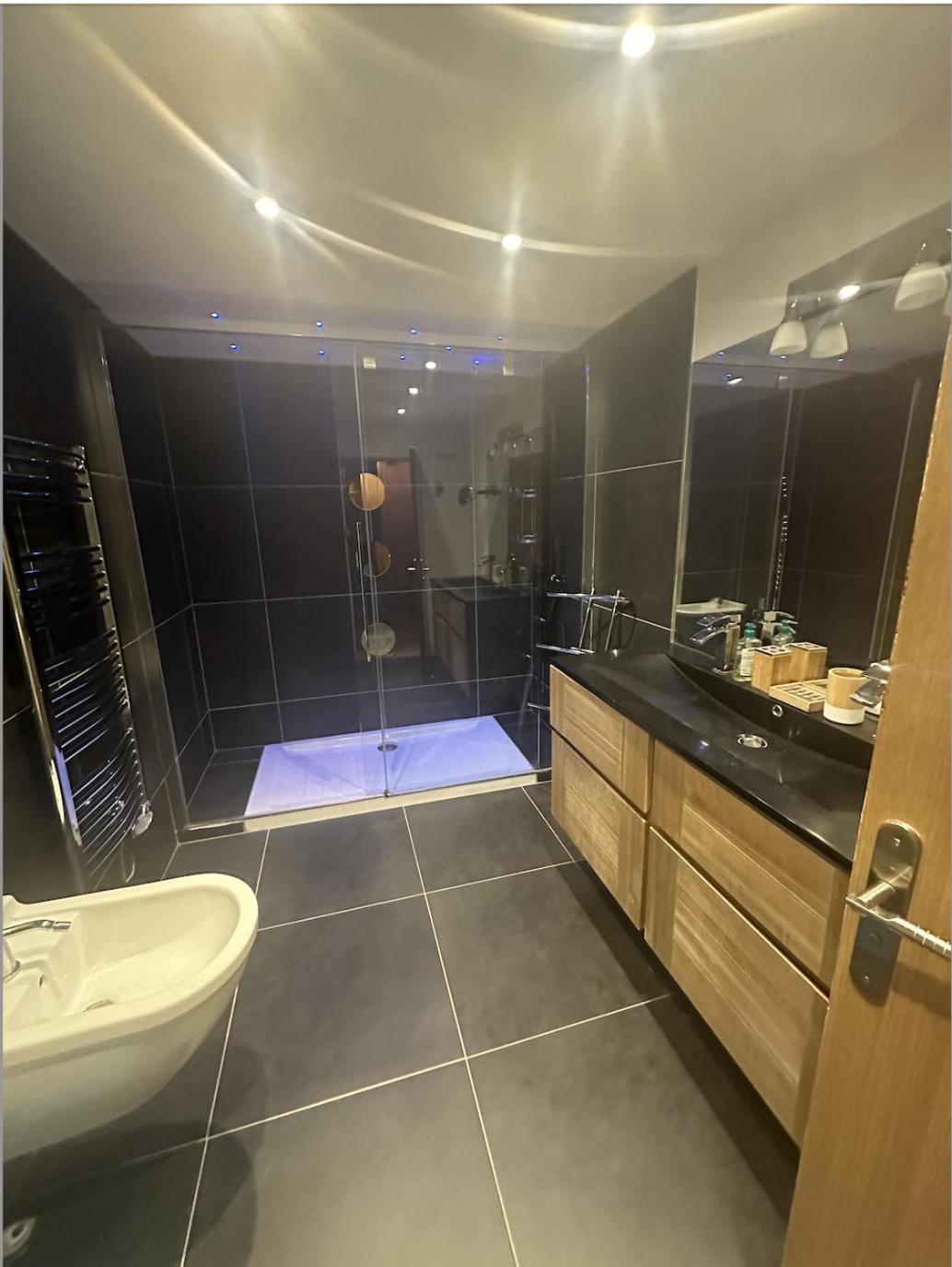 Three-Bedroom Premium Apartment