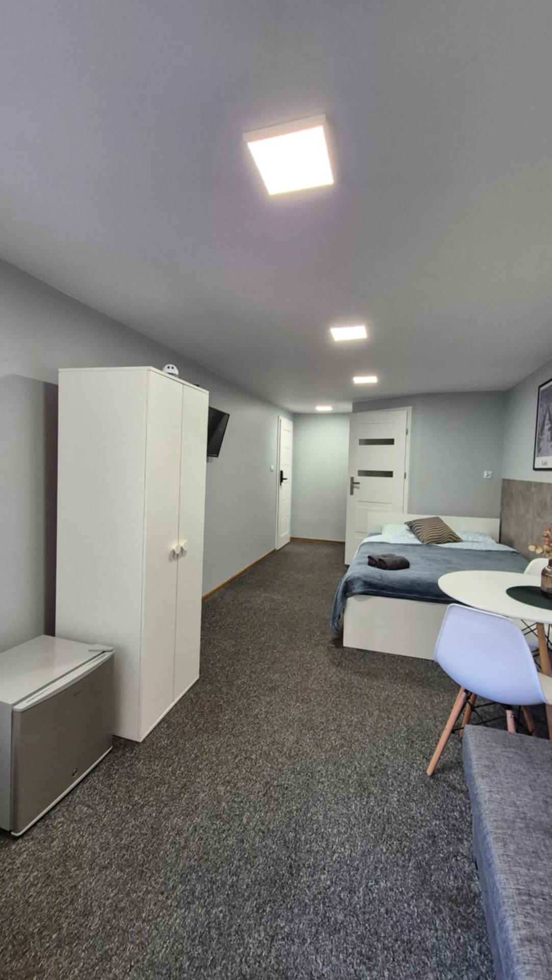 Apart Complex Green Rewolucji 27