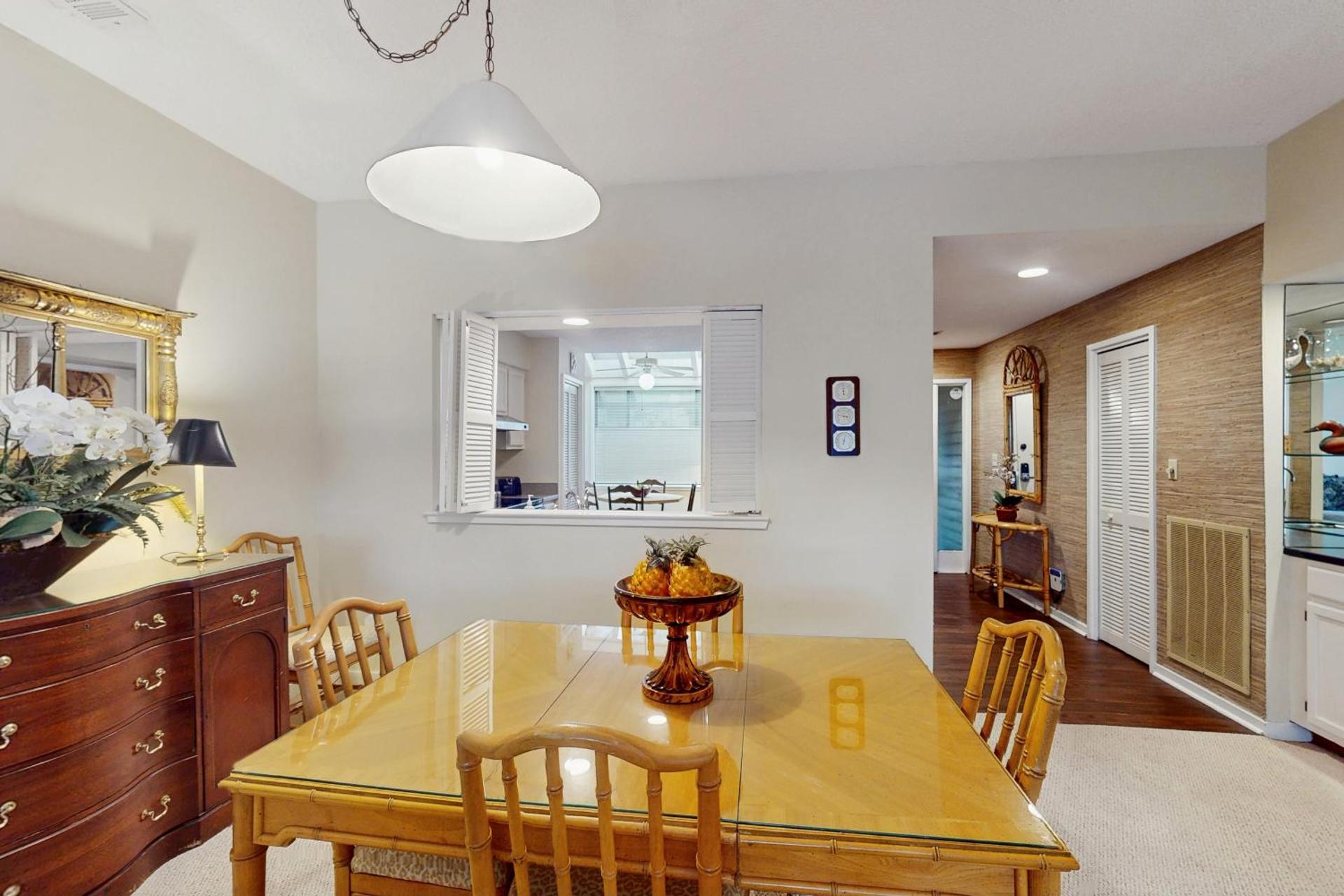 Inverness Village 915