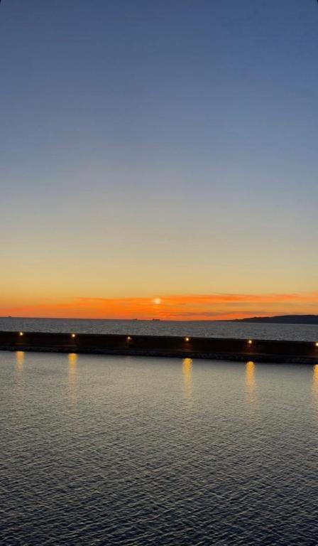 Sea View II - NETFLIX - Velodrome