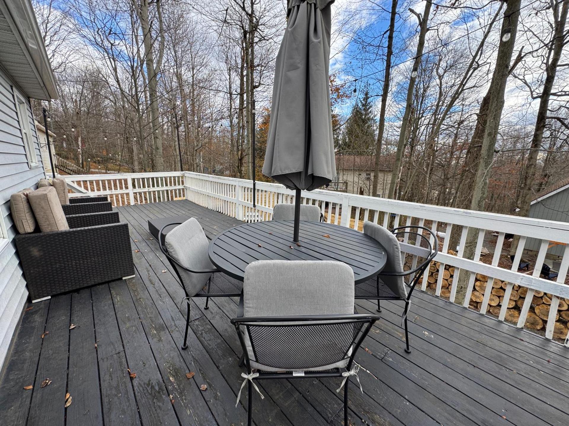 Casa Rosado @ Pocono II by Lake Hot Tub Camelback