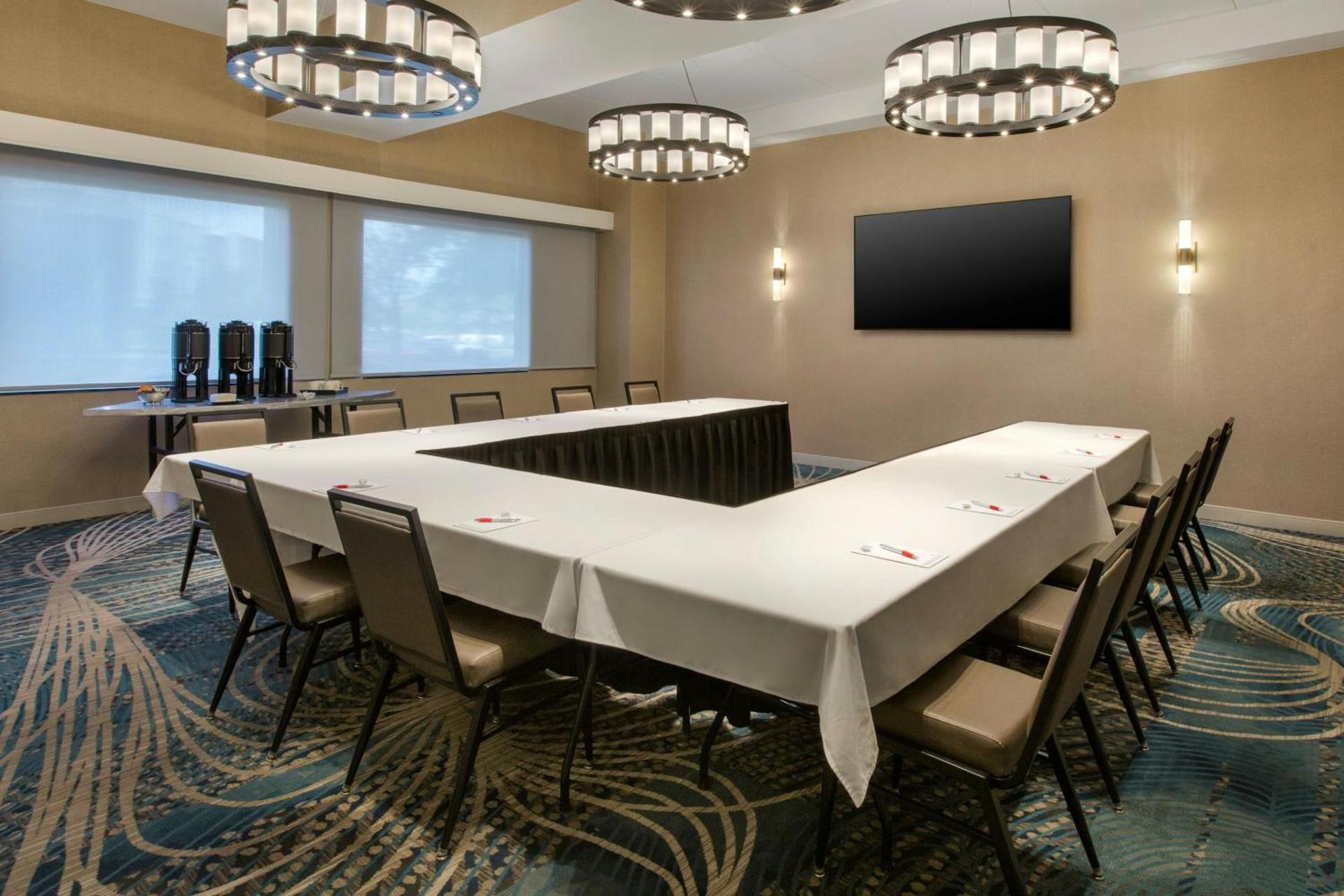 Meeting/conference room