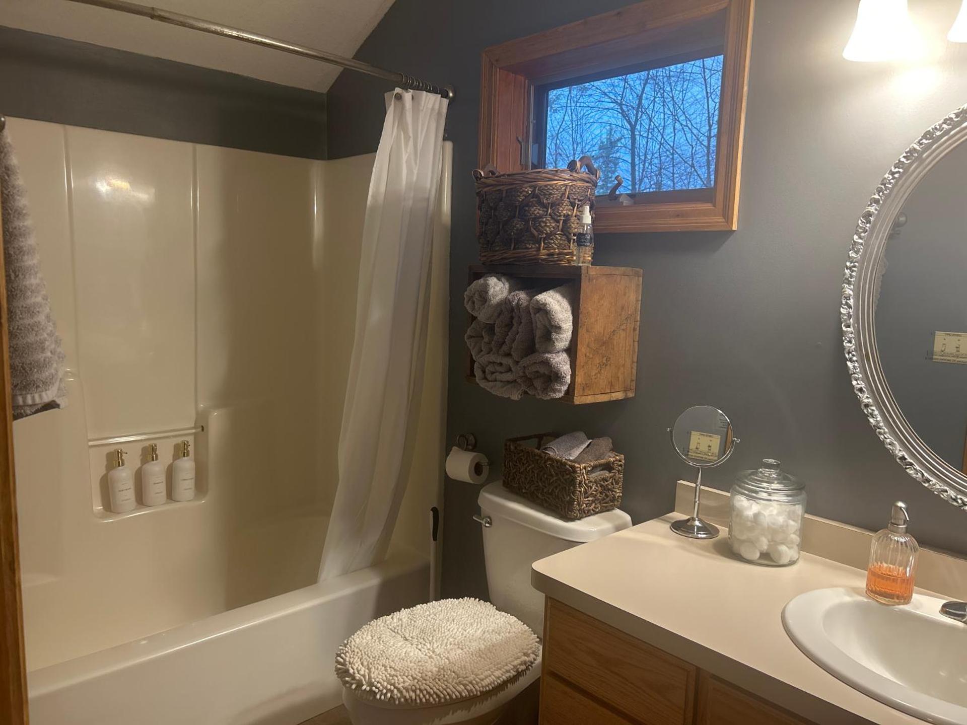 Bed and breakfast suite at the Wooded Retreat