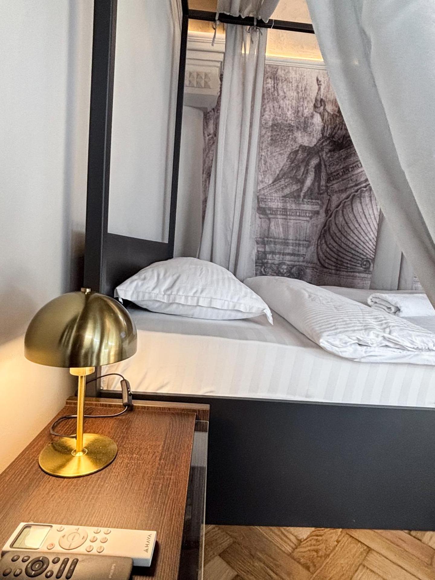 Moonlight City Center Studio Private Parking