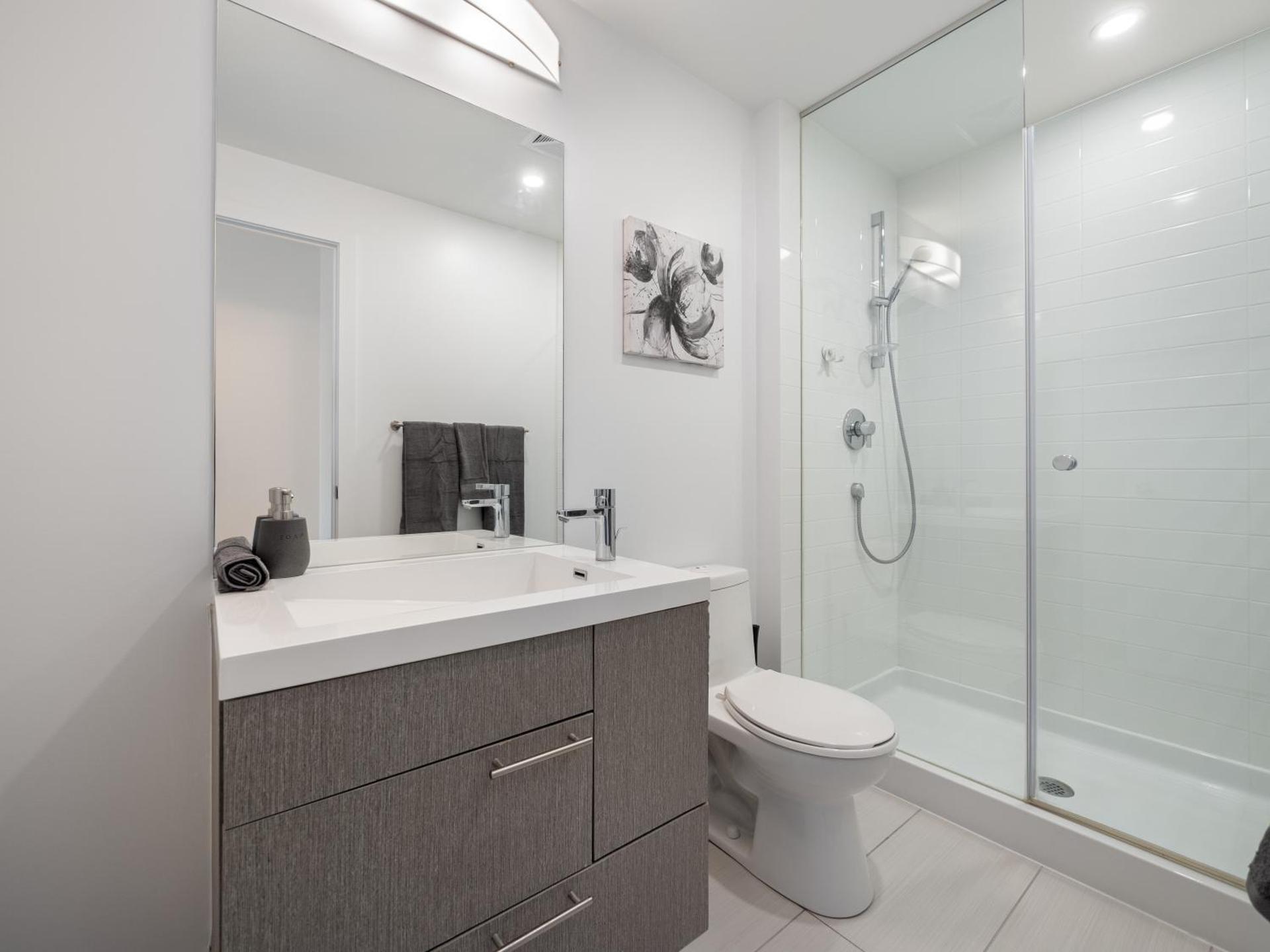 Bellagio Suites - Toronto's Entertainment District