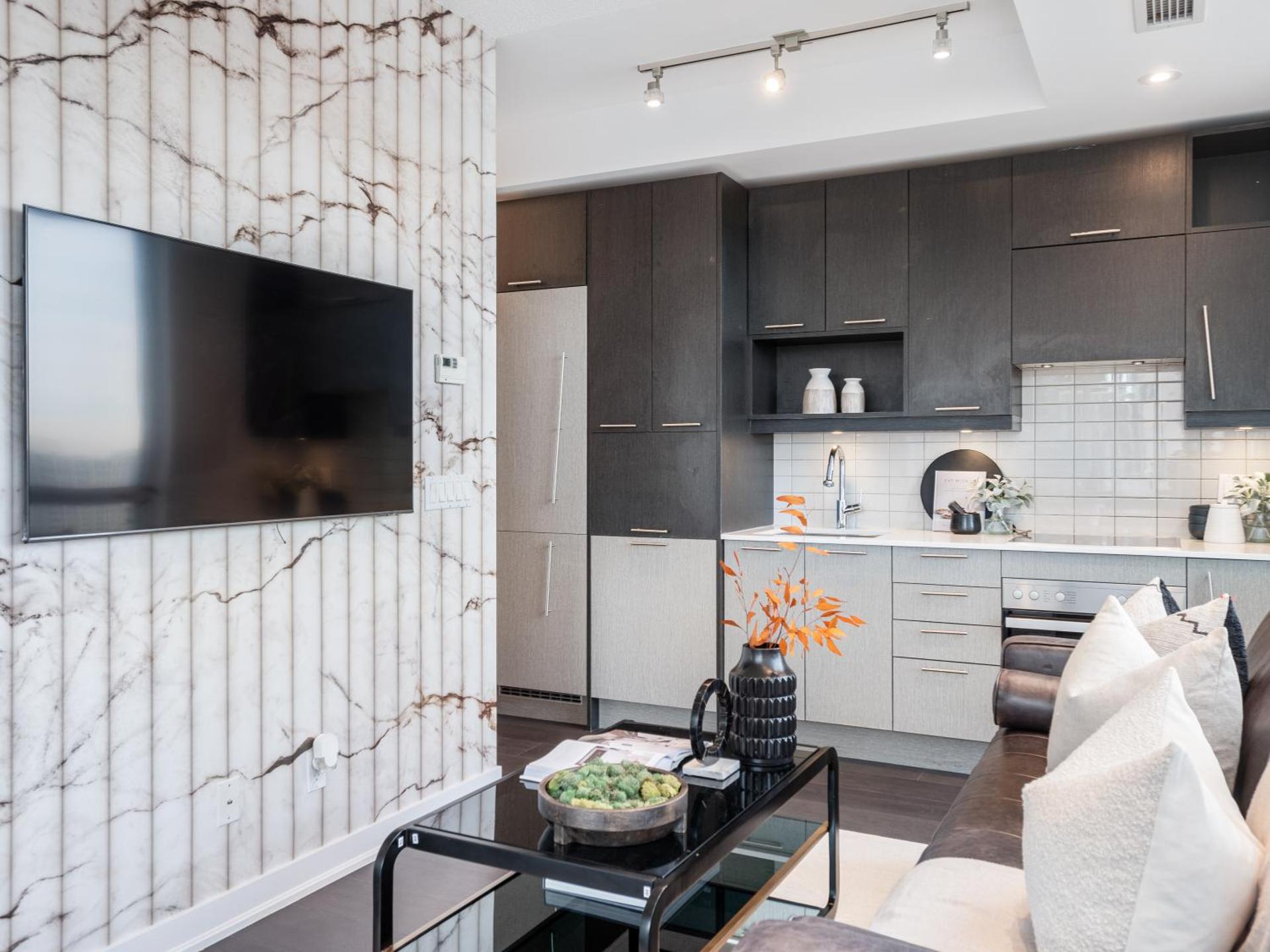 Bellagio Suites - Toronto's Entertainment District