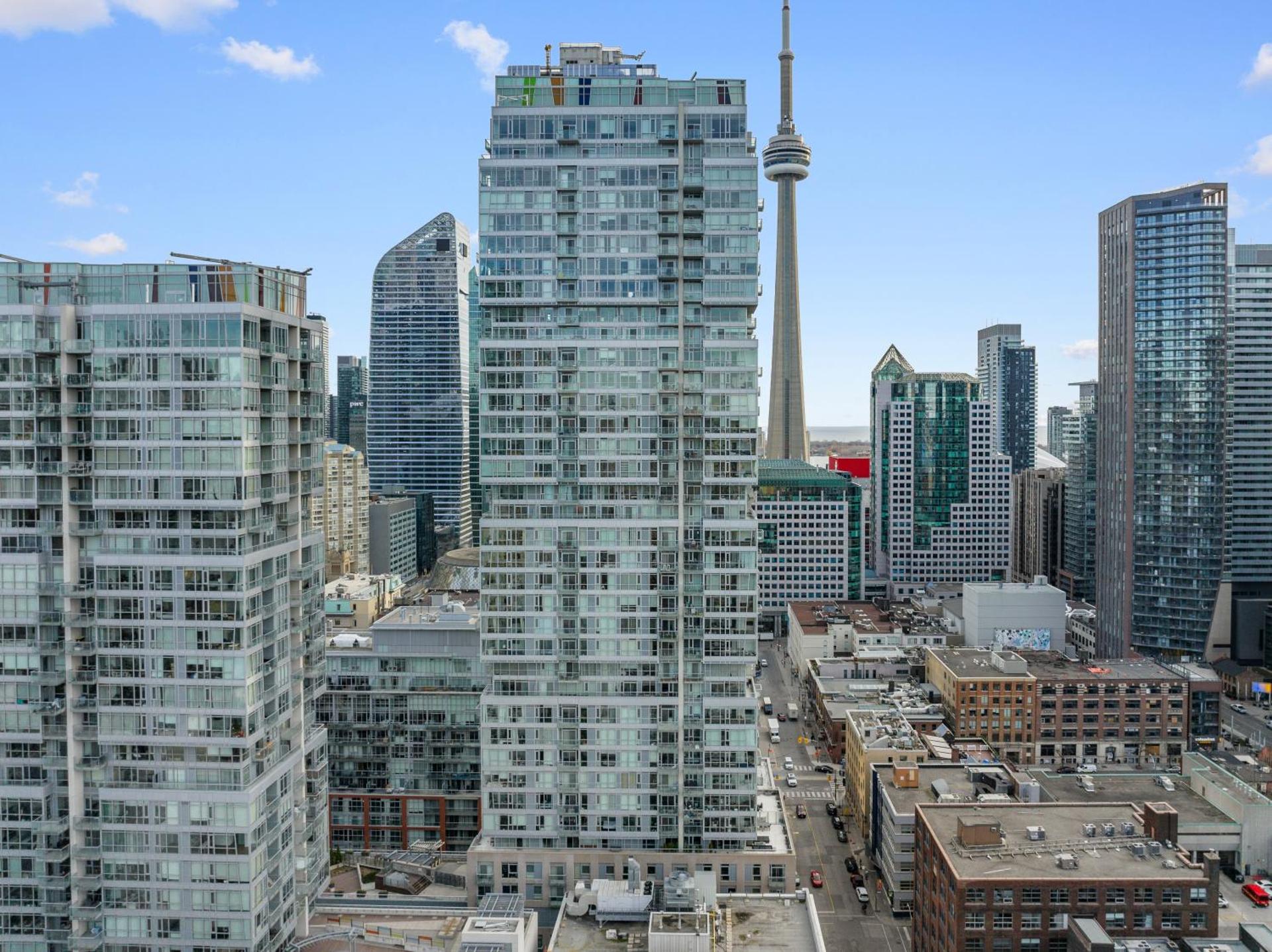 Bellagio Suites - Toronto's Entertainment District