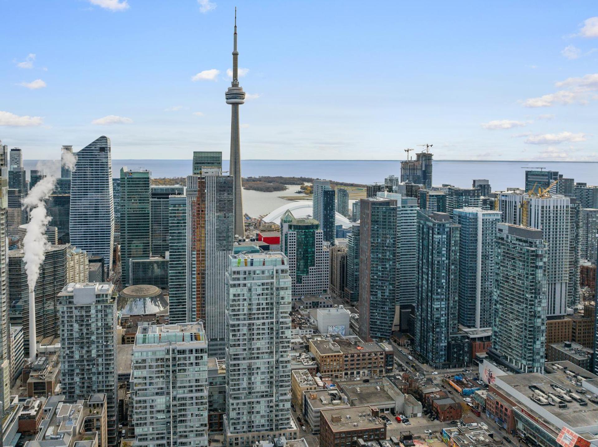 Bellagio Suites - Toronto's Entertainment District