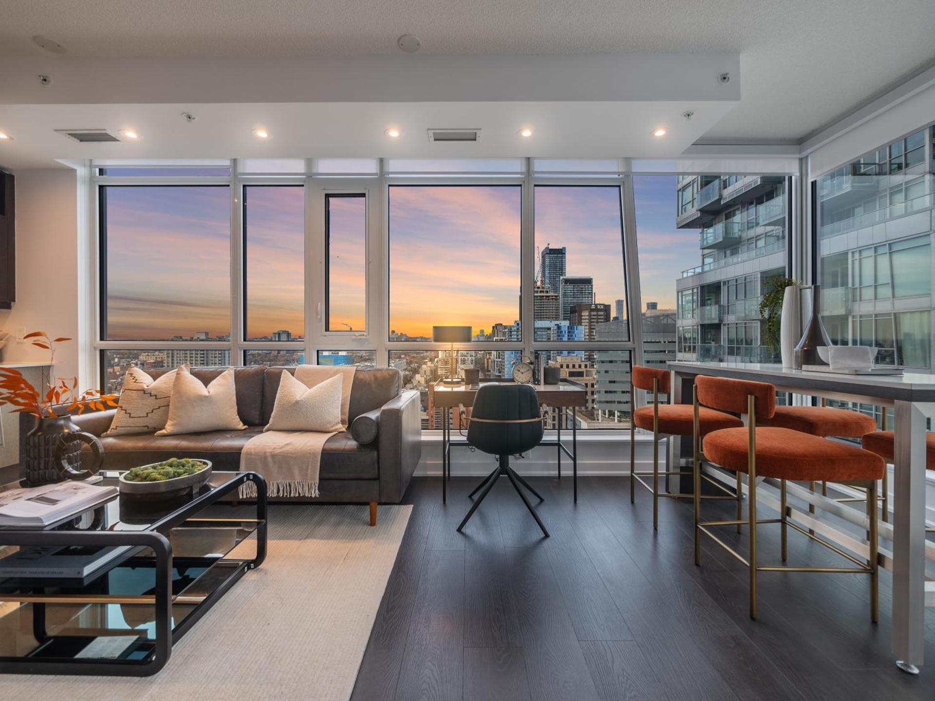 Bellagio Suites - Toronto's Entertainment District