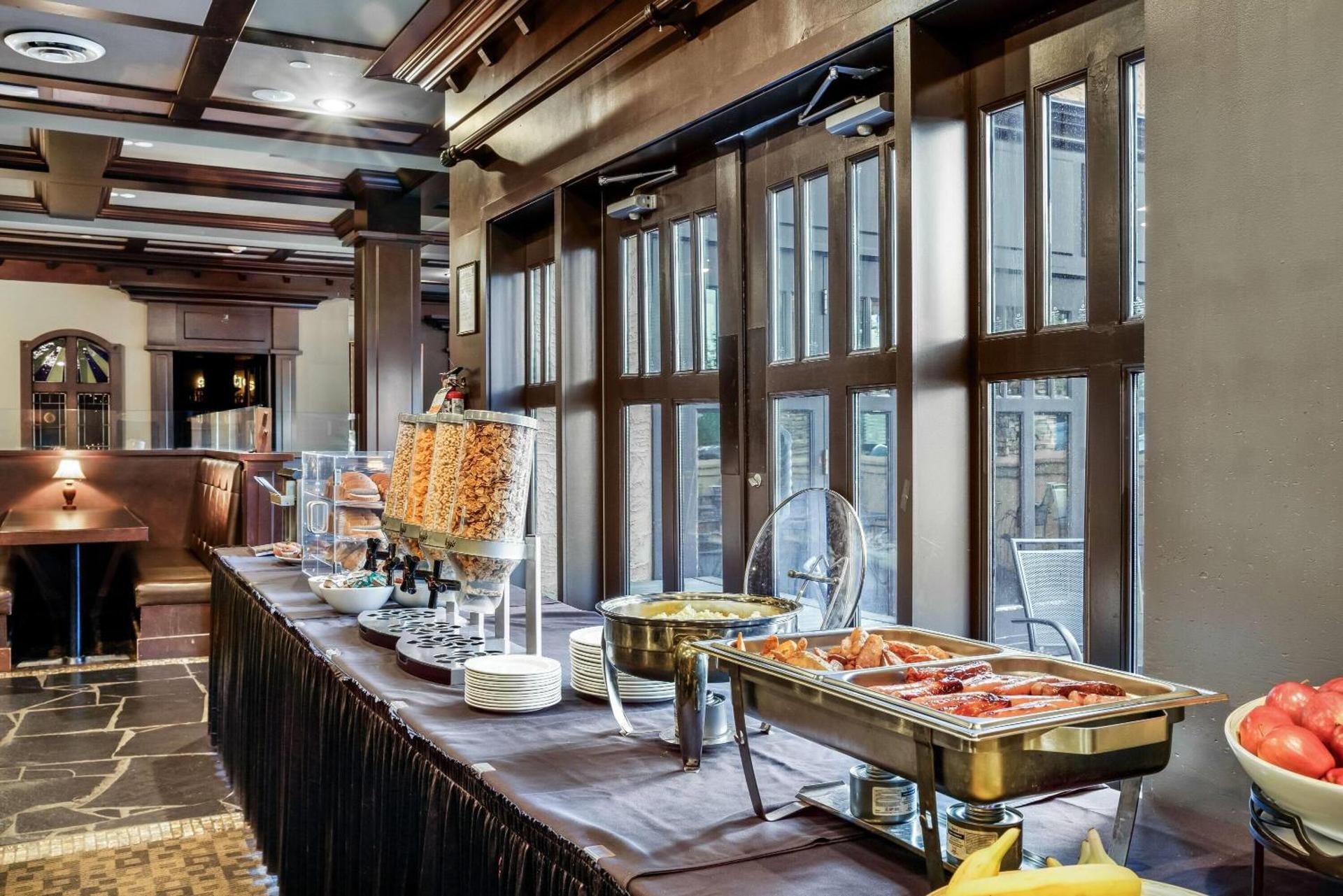 Restaurant/places to eat