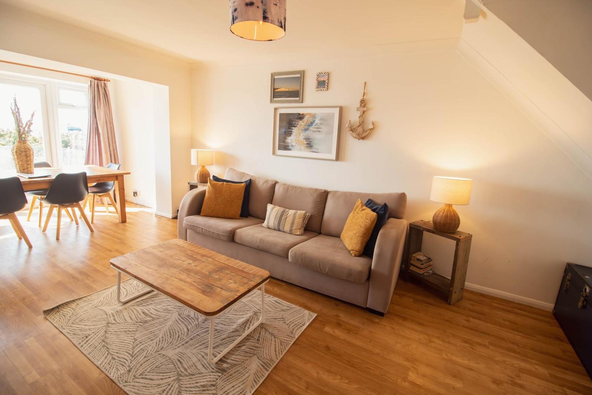 Seaview Beach house stones throws from the sea By Air Premier