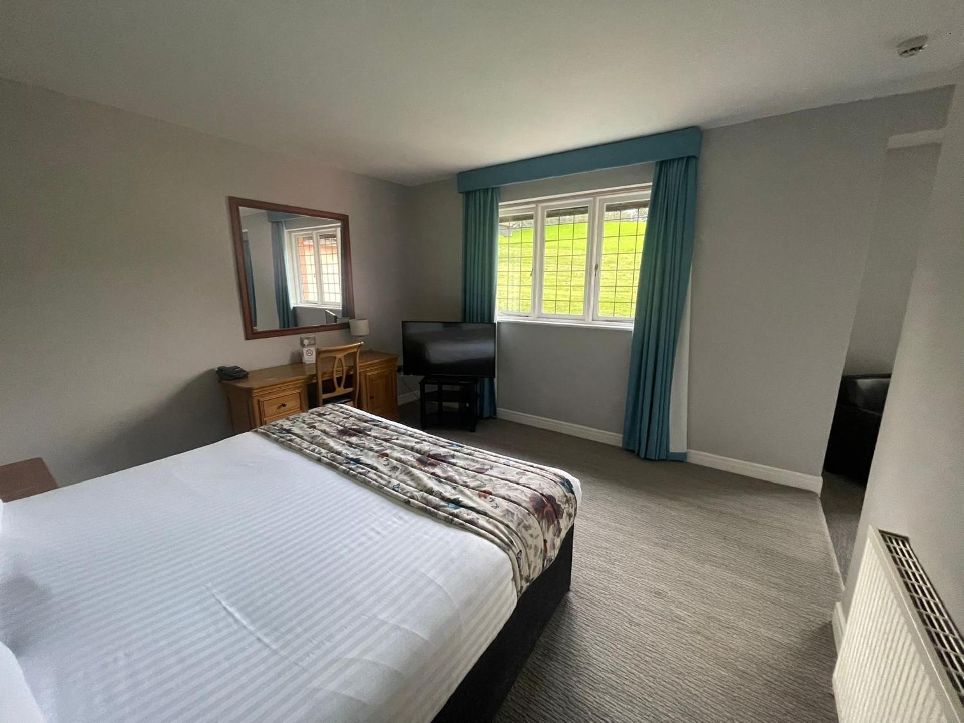 Cwrt Bleddyn Hotel & Spa