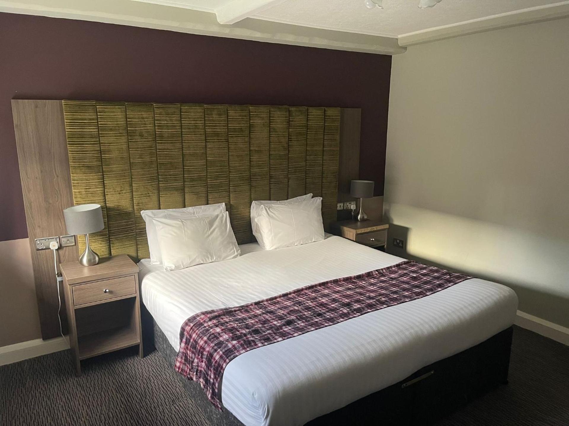 Cwrt Bleddyn Hotel & Spa