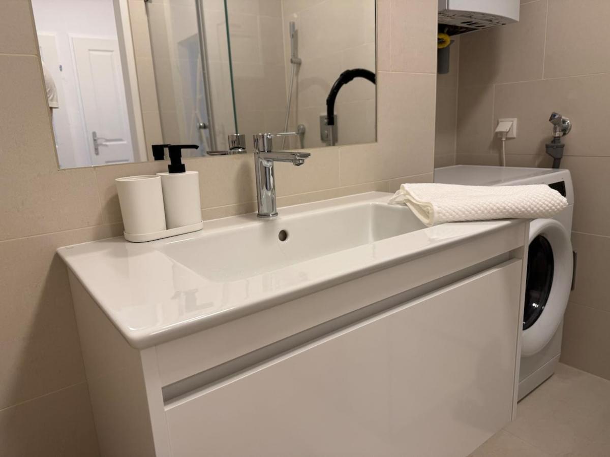 2BR, Danube, Kahlenberg, Historic - FHG 16