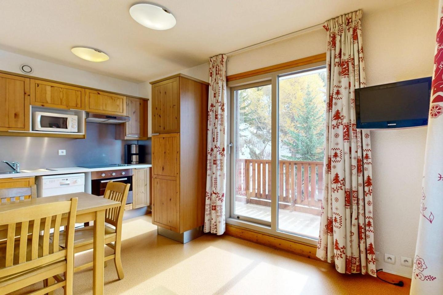 Les Arolles - La Plagne 1800