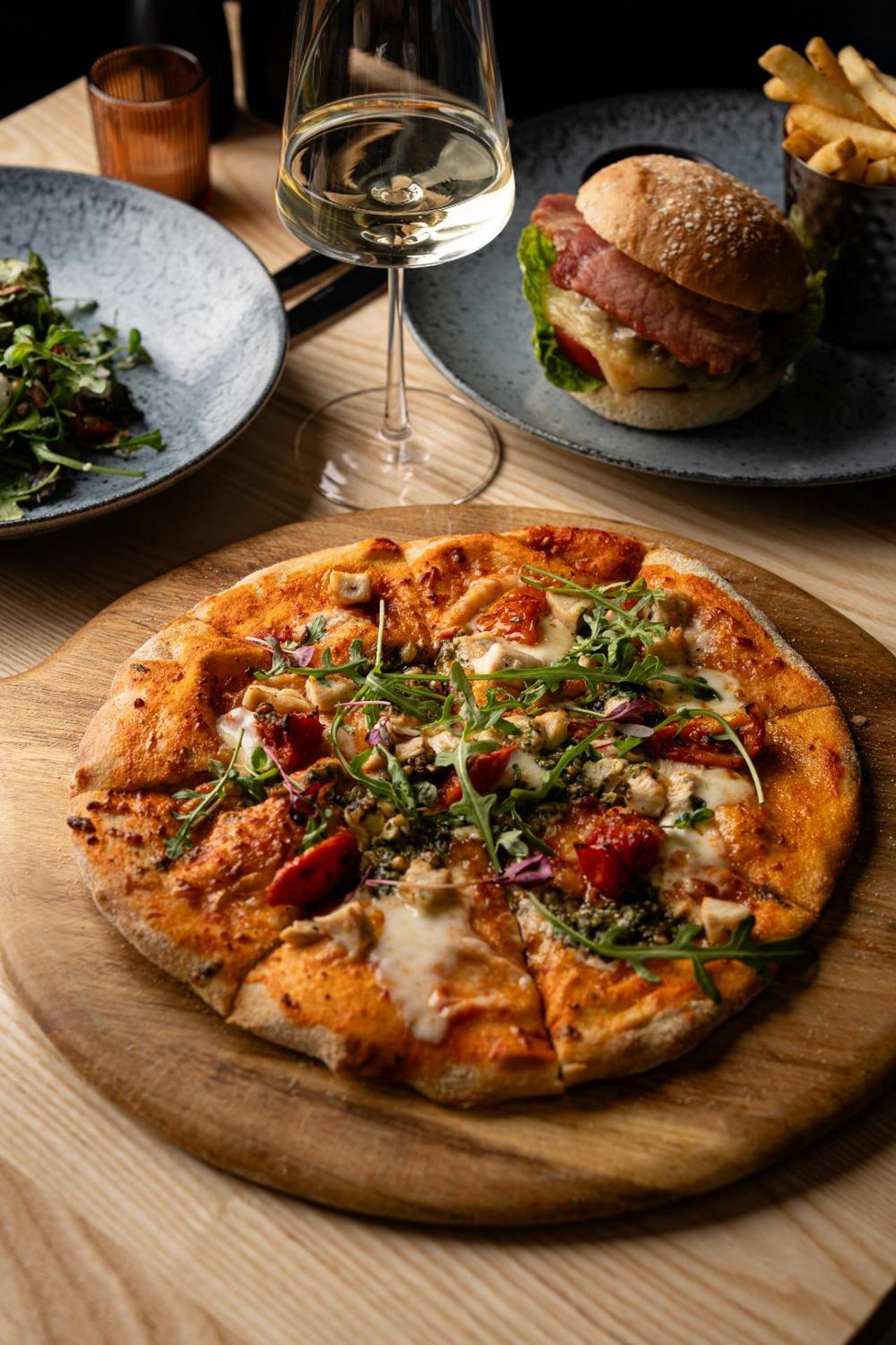 Restaurant/places to eat