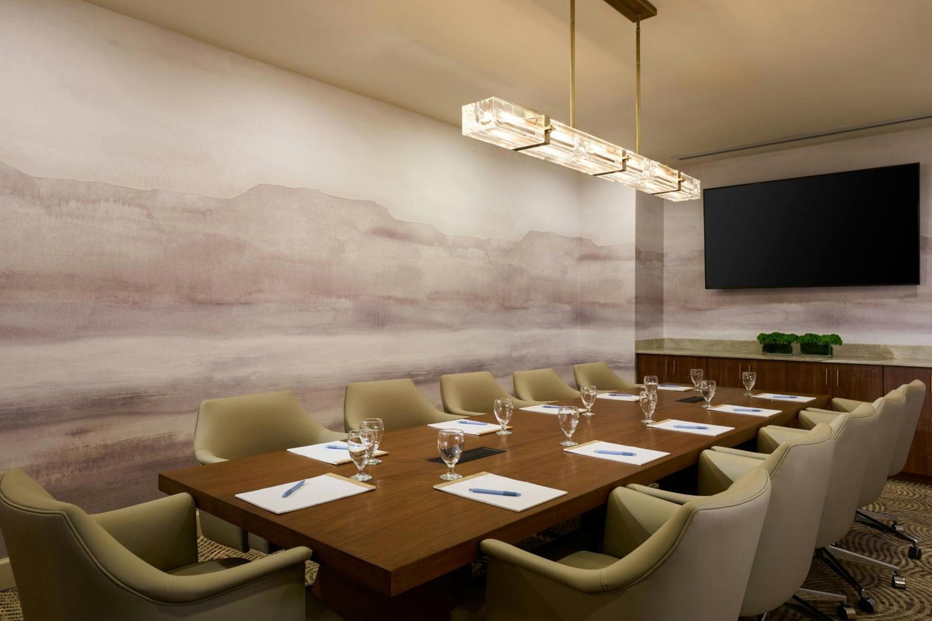 Meeting/conference room