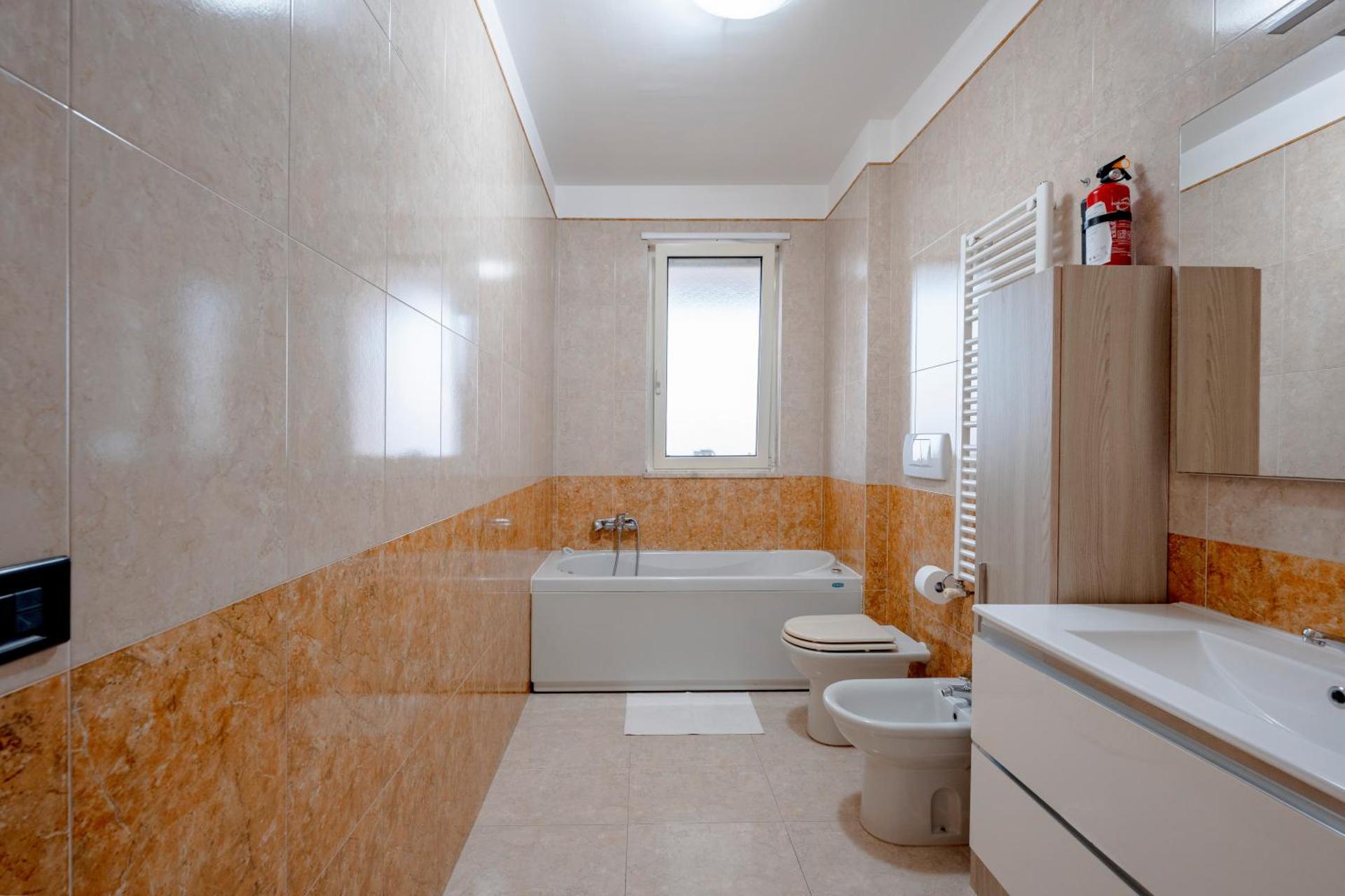 Rosato 14-balcone Sul Mare