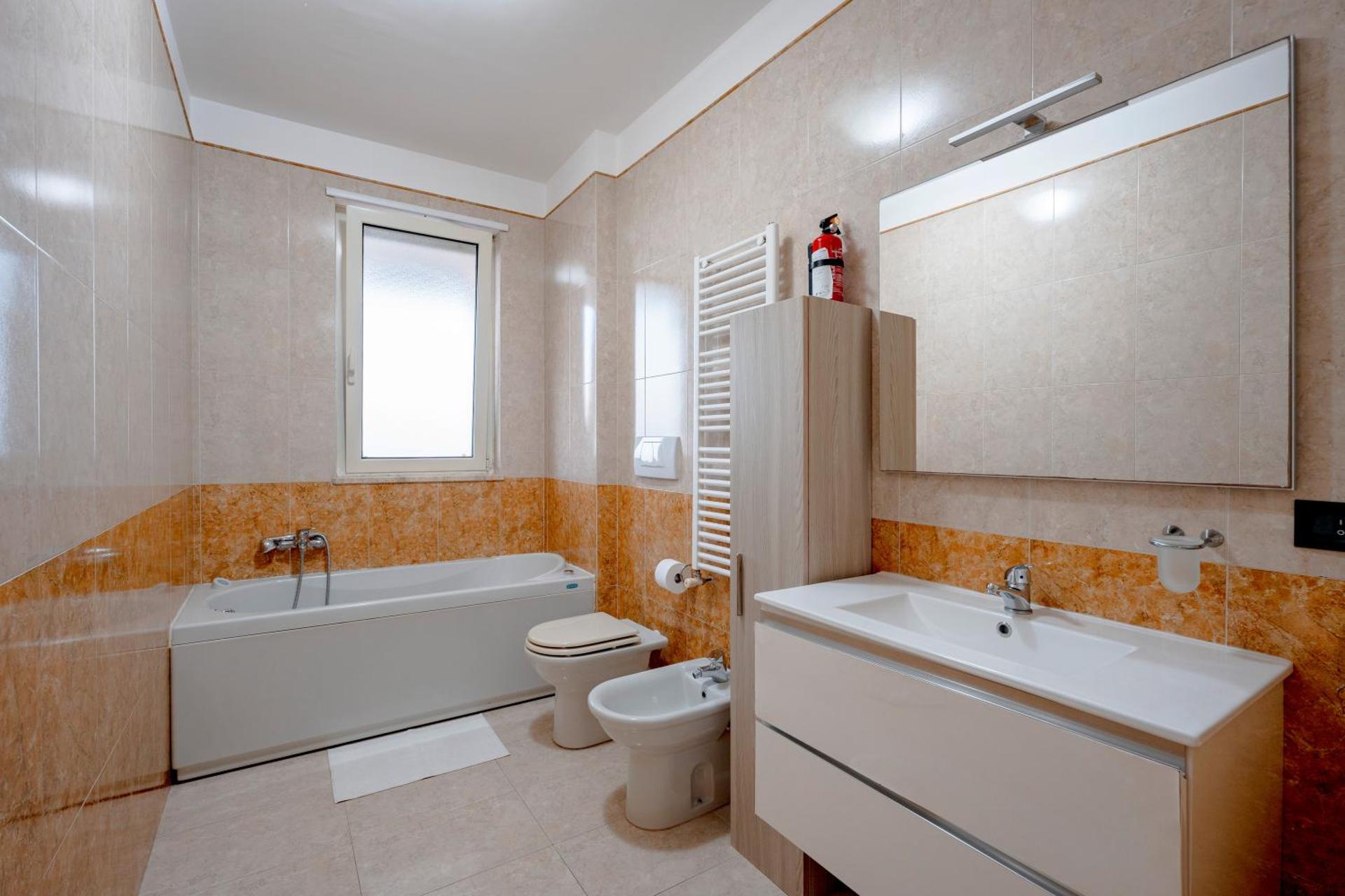 Rosato 14-balcone Sul Mare