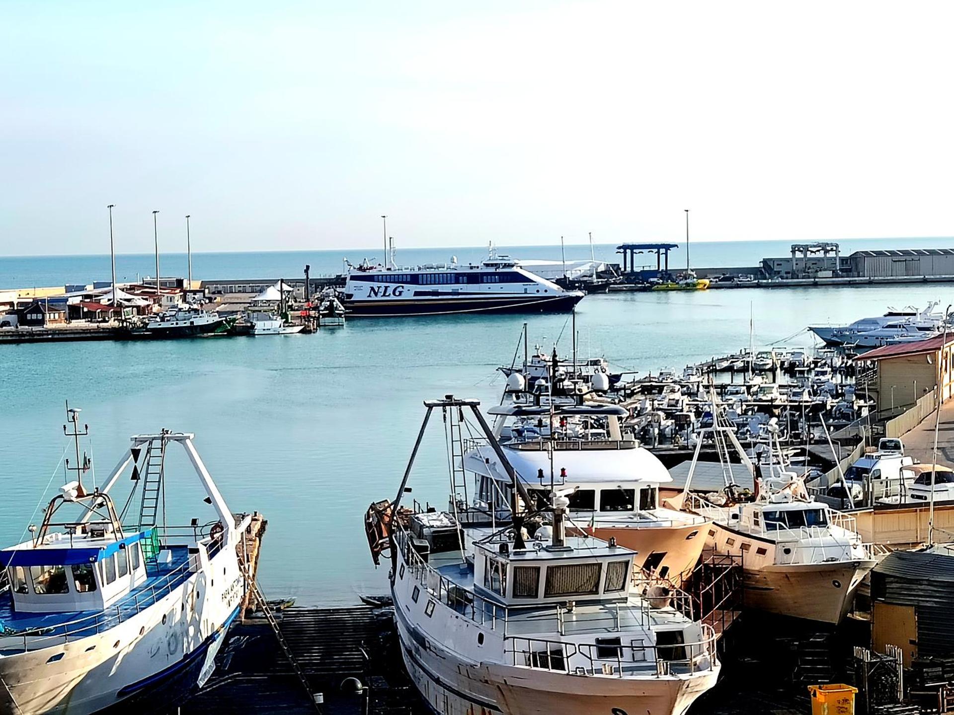 Seabed superior rooms