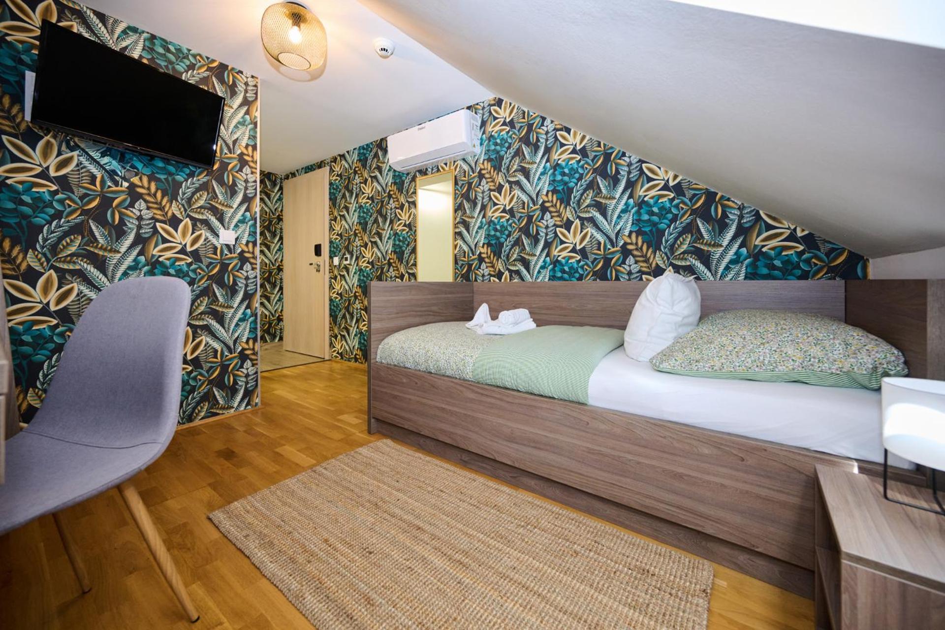 Single Room with Private Bathroom