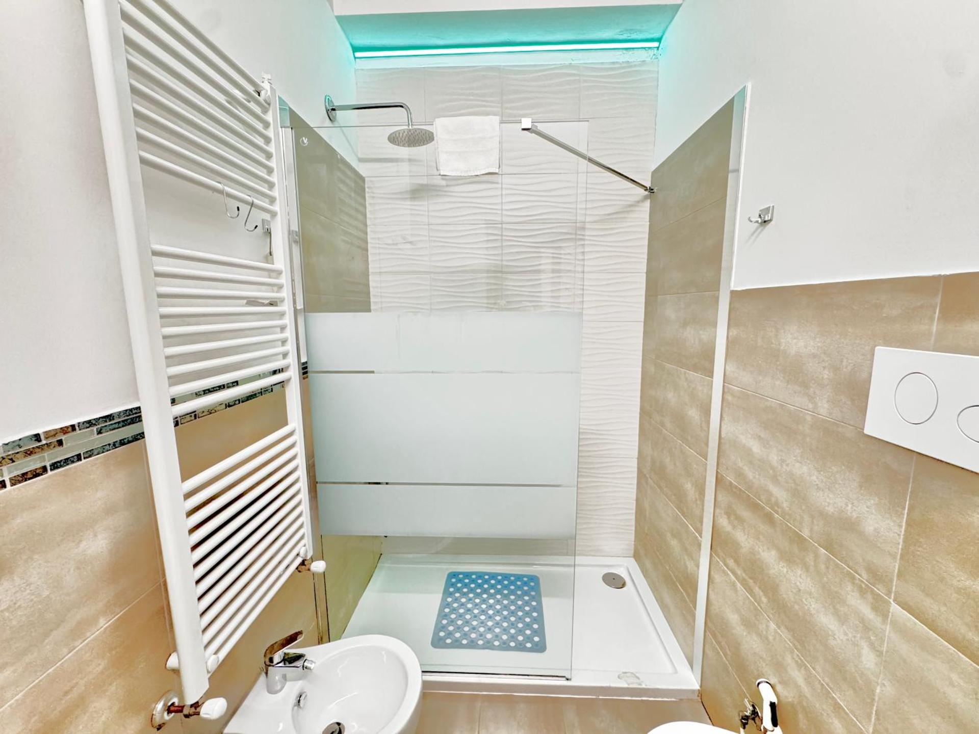 Indipendent Mini Apartment Pescara Centro