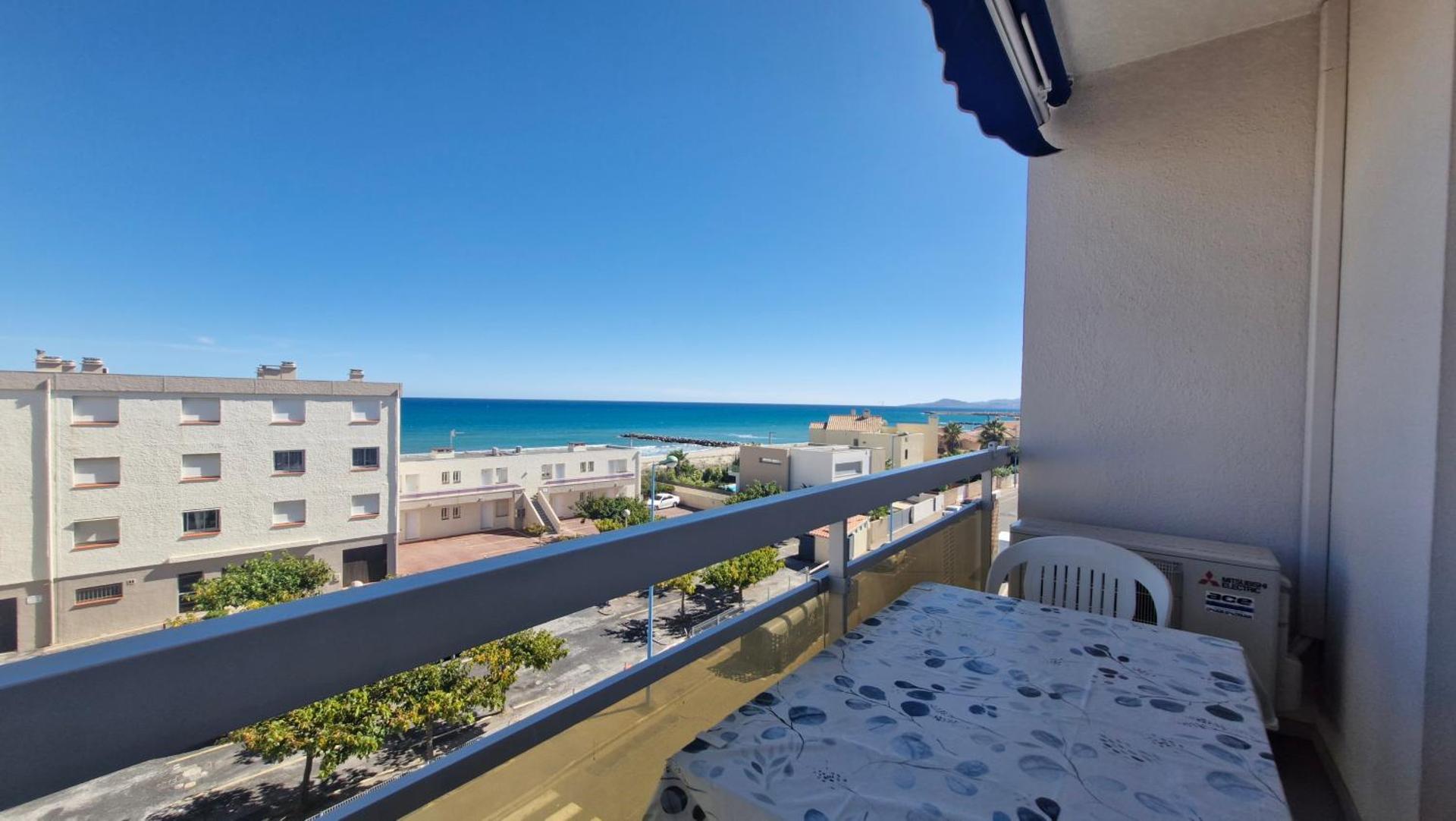 LE MIRAMAR Appartement face à la mer - Balcon - Clim