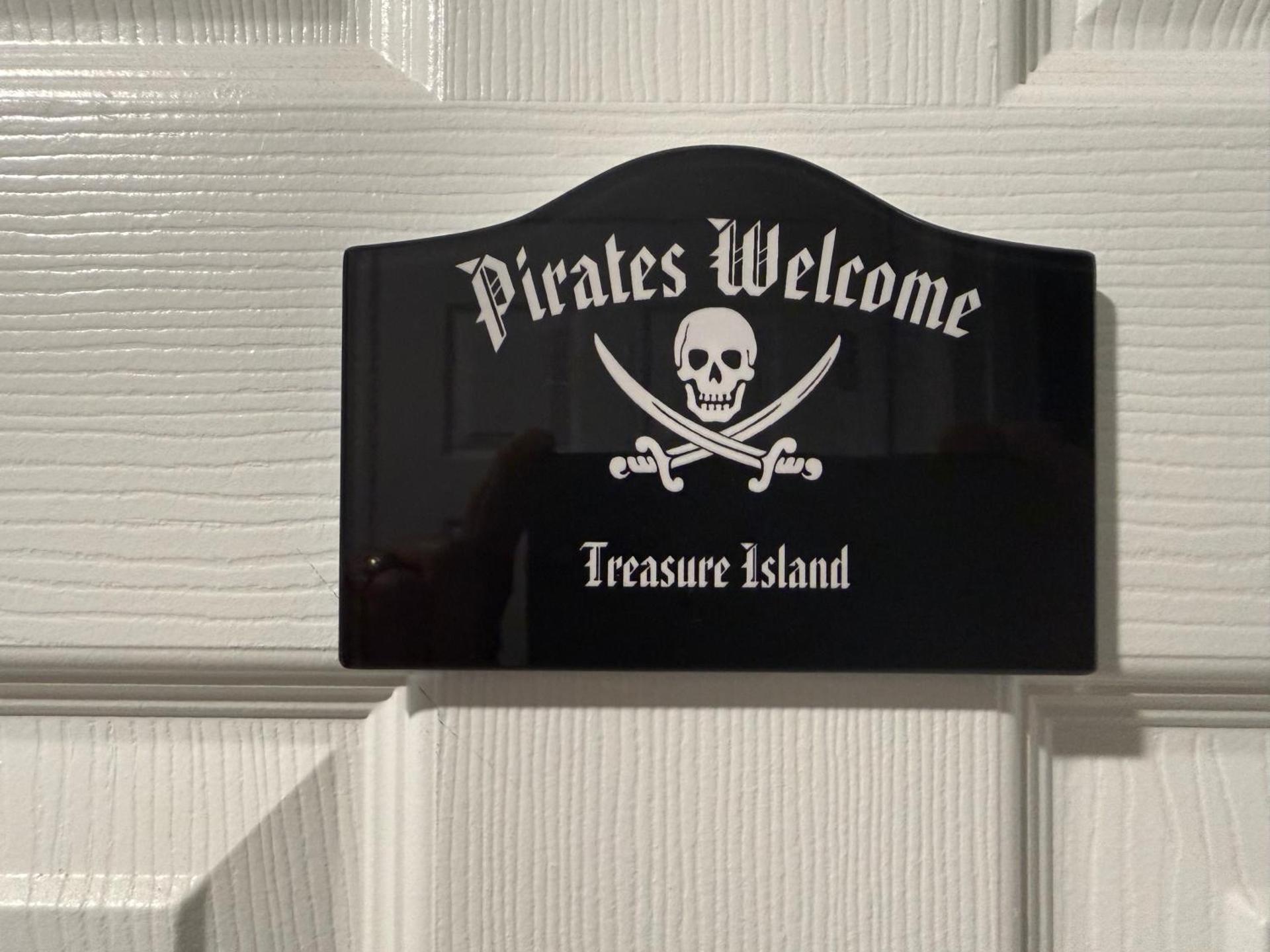 Logo/Certificate/Sign