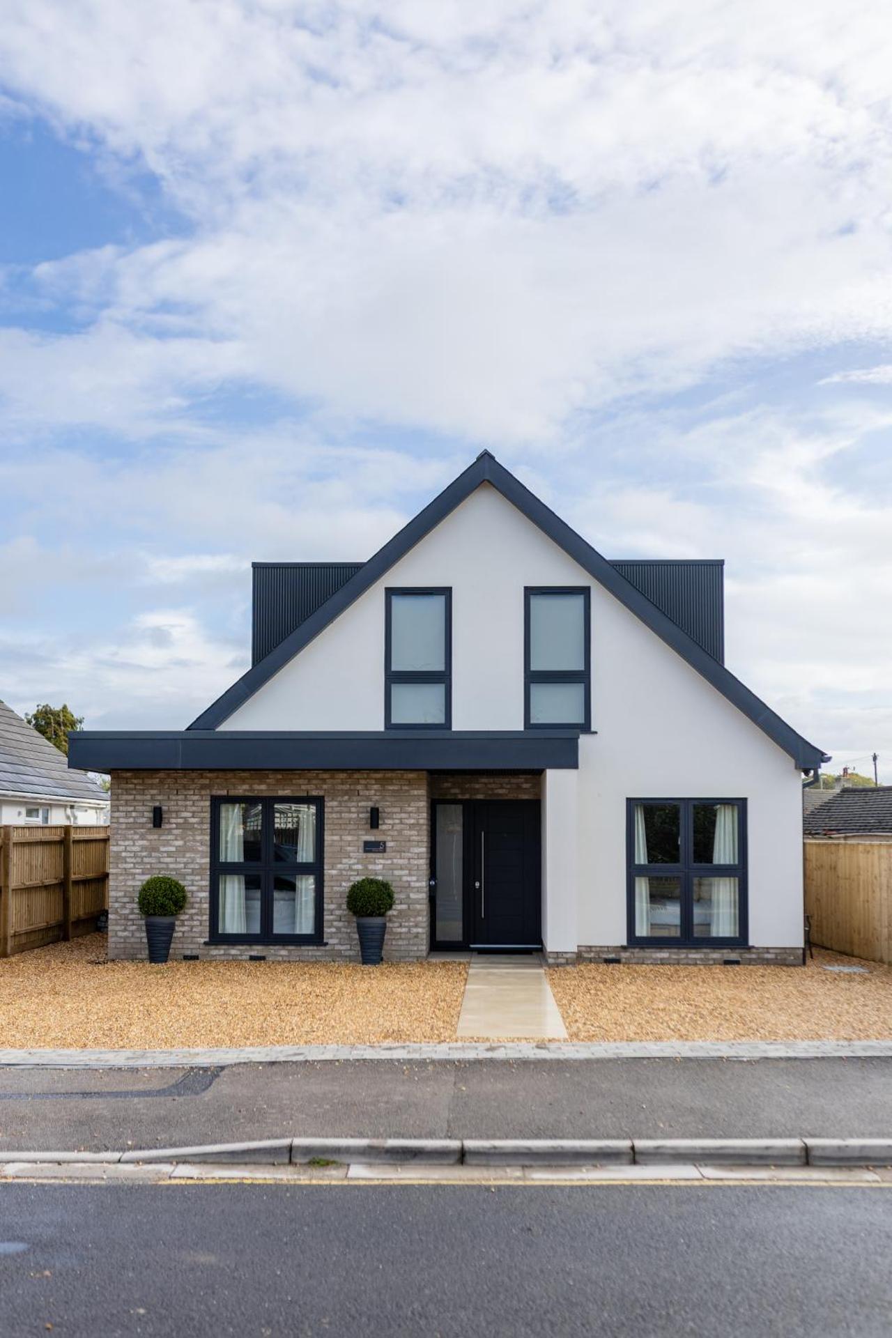 Mudeford Beach Guest Room