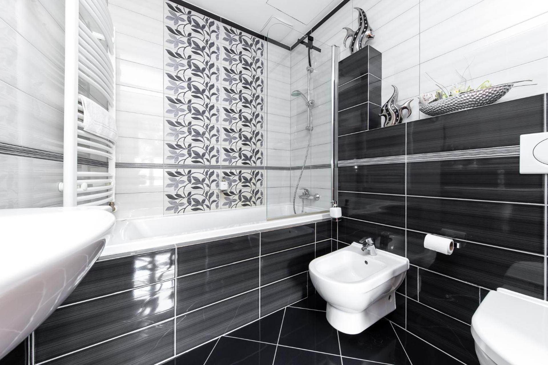 Deluxe Double Room with Extra Bed