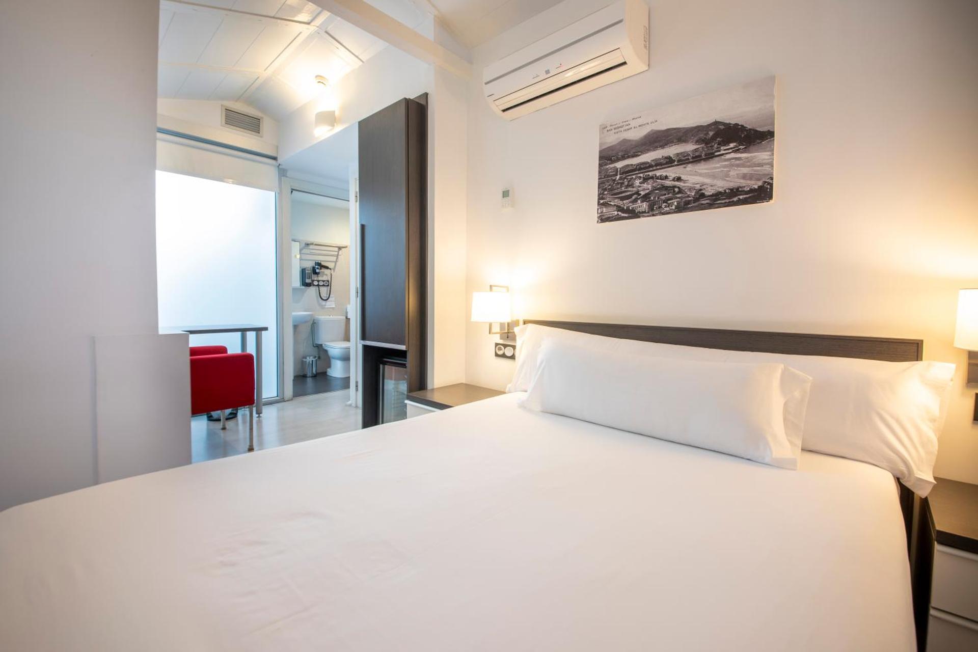 Interior Double Room