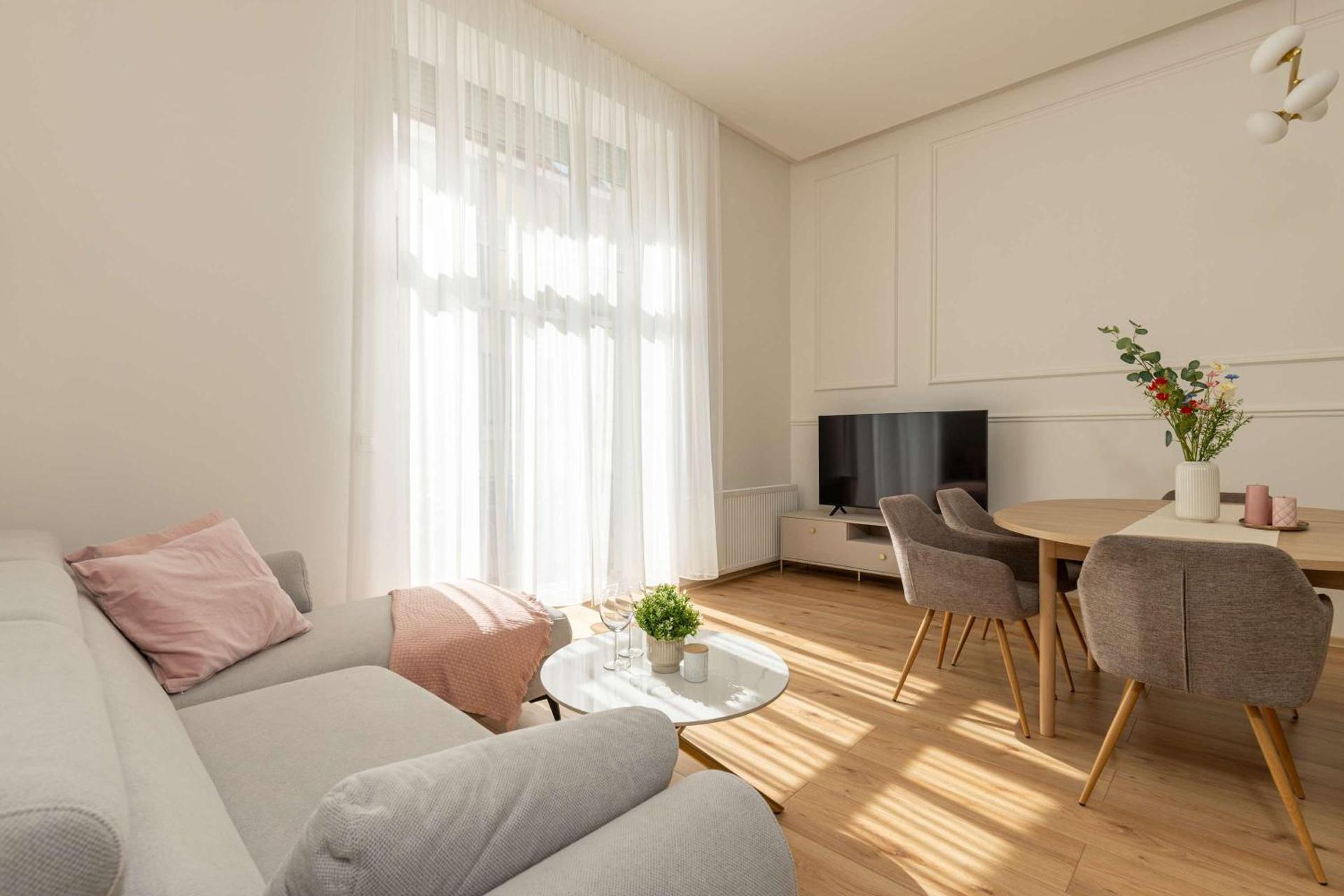 Central Cozy Bajcsy 31 Apartment