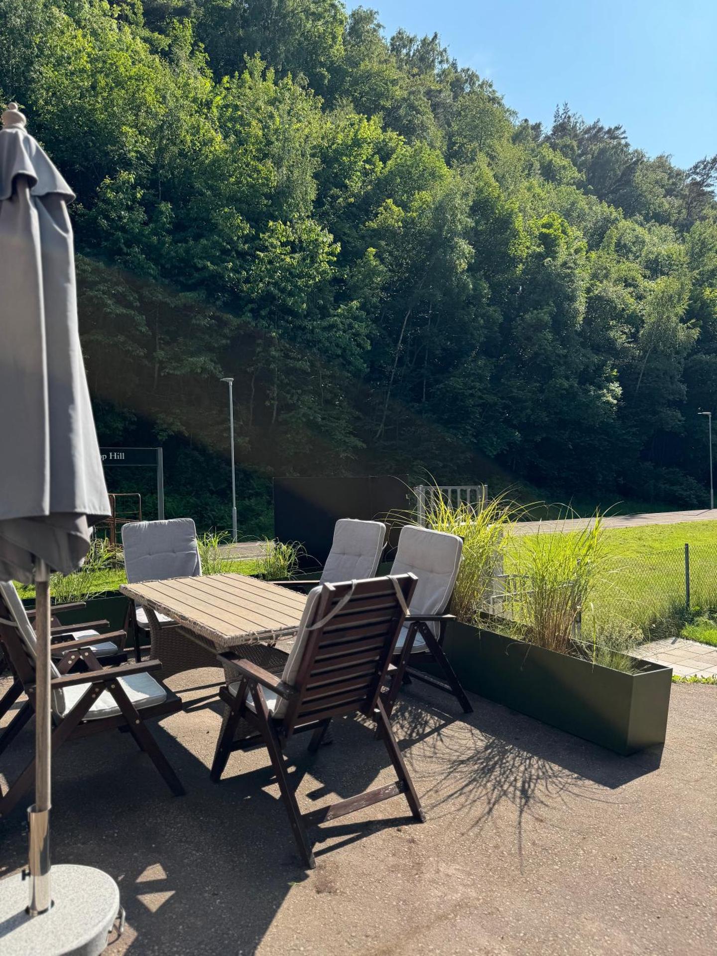 Tree Top Hill - The Old Station House - Båstad Holiday Apartments