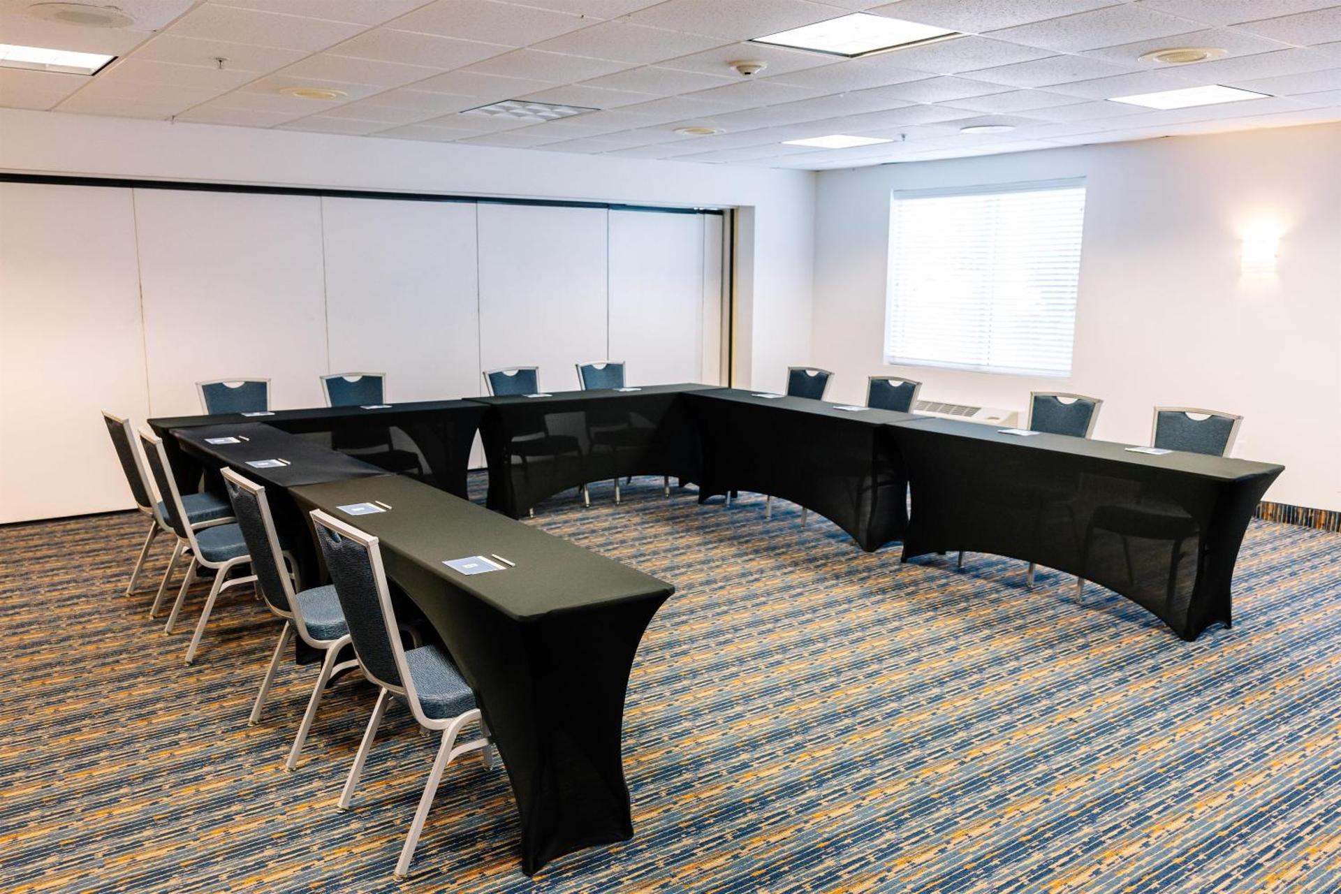 Meeting/conference room