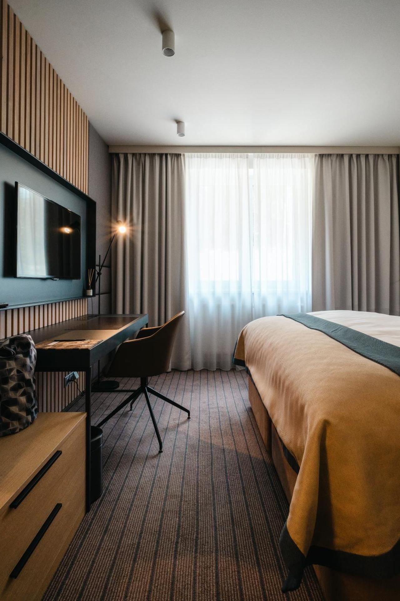 Double or Twin Room with View