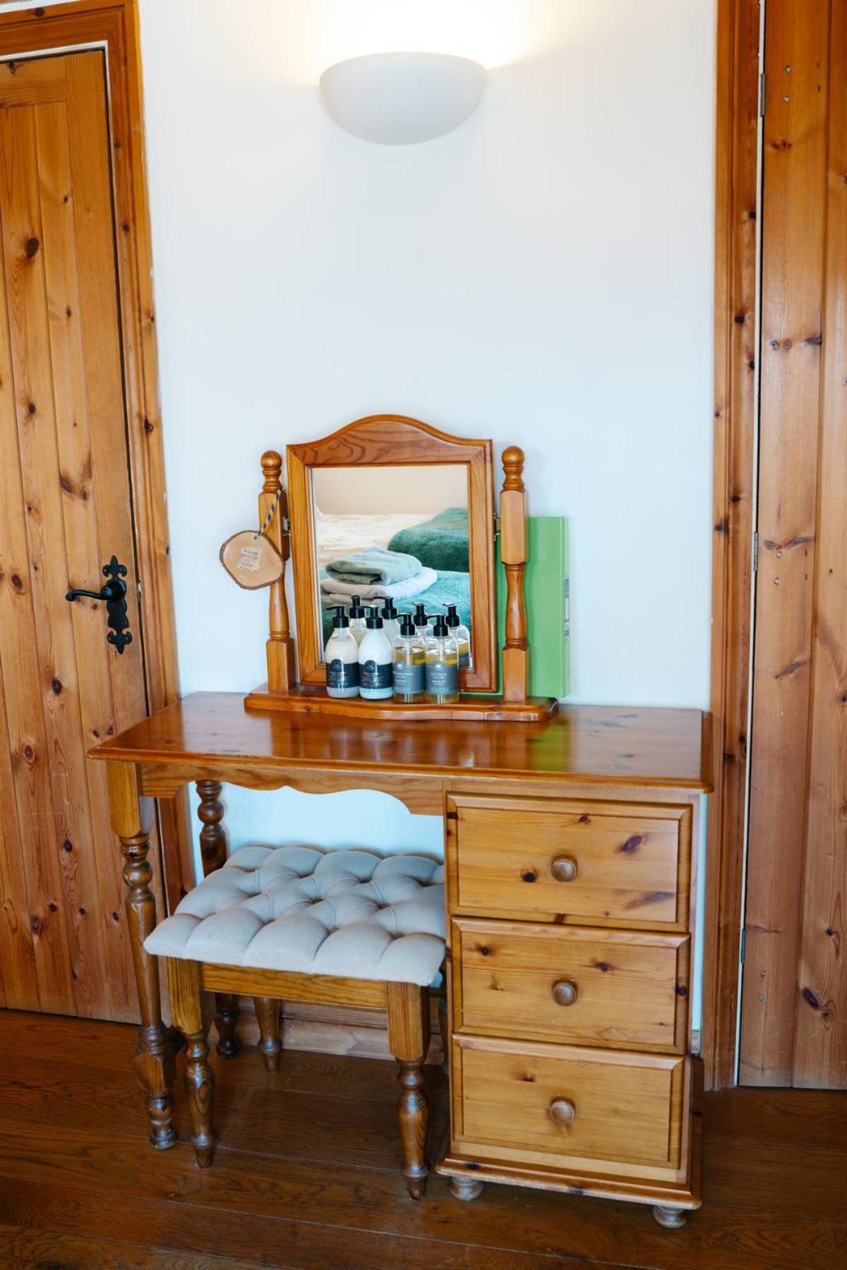 Twin Room with Private Bathroom