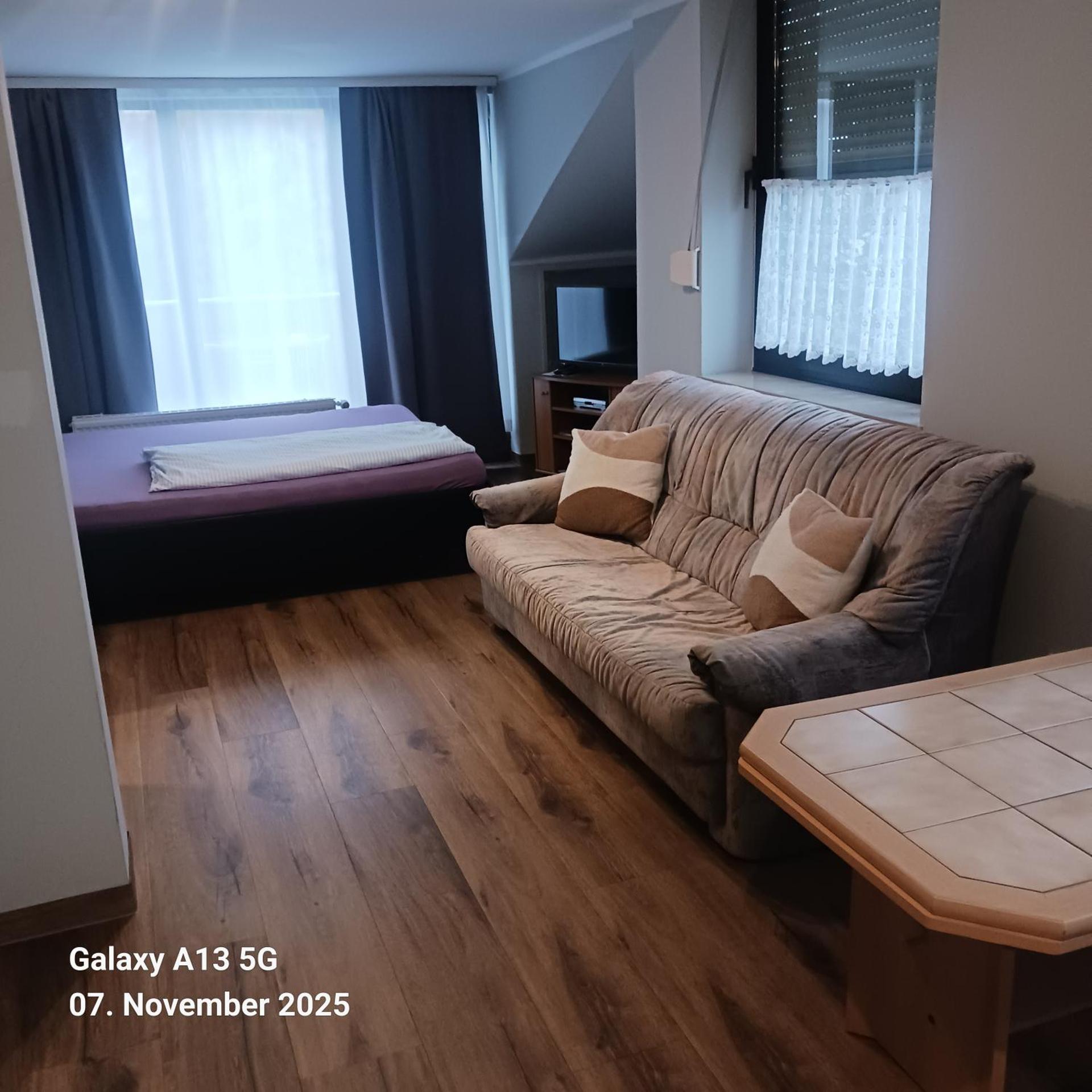 Pension Strohm im Lieth Café