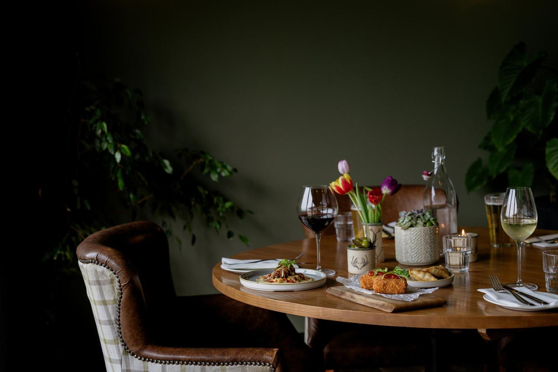 Restaurant/places to eat