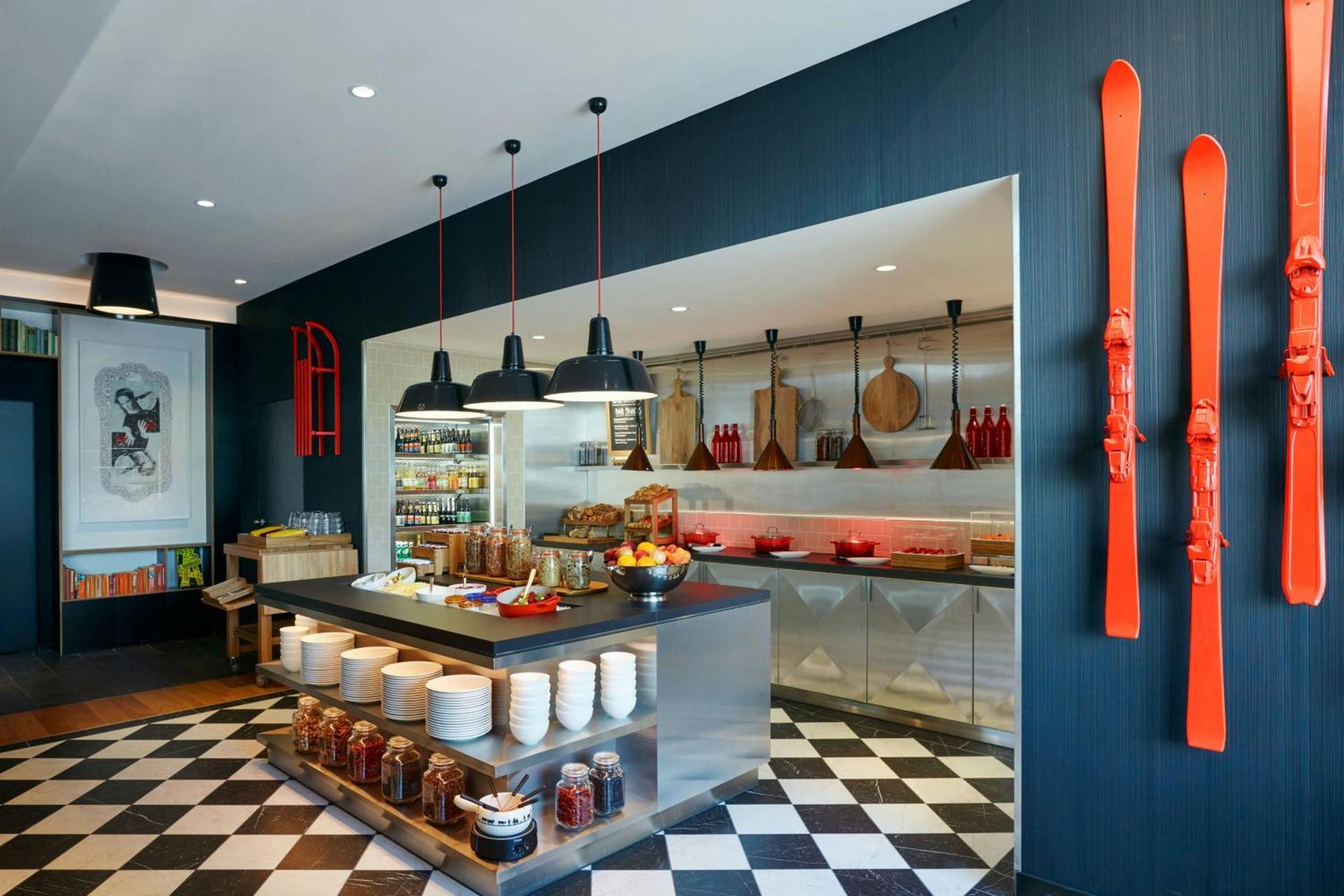 Restaurant/places to eat