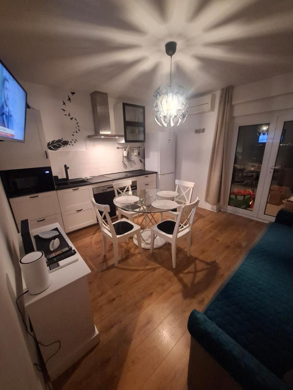 Modern Stylish Apartment near Beach