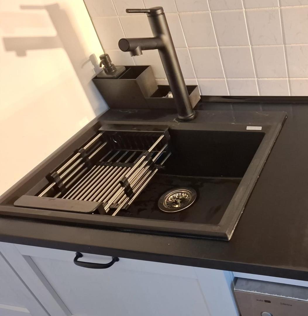 Modern Stylish Apartment near Beach