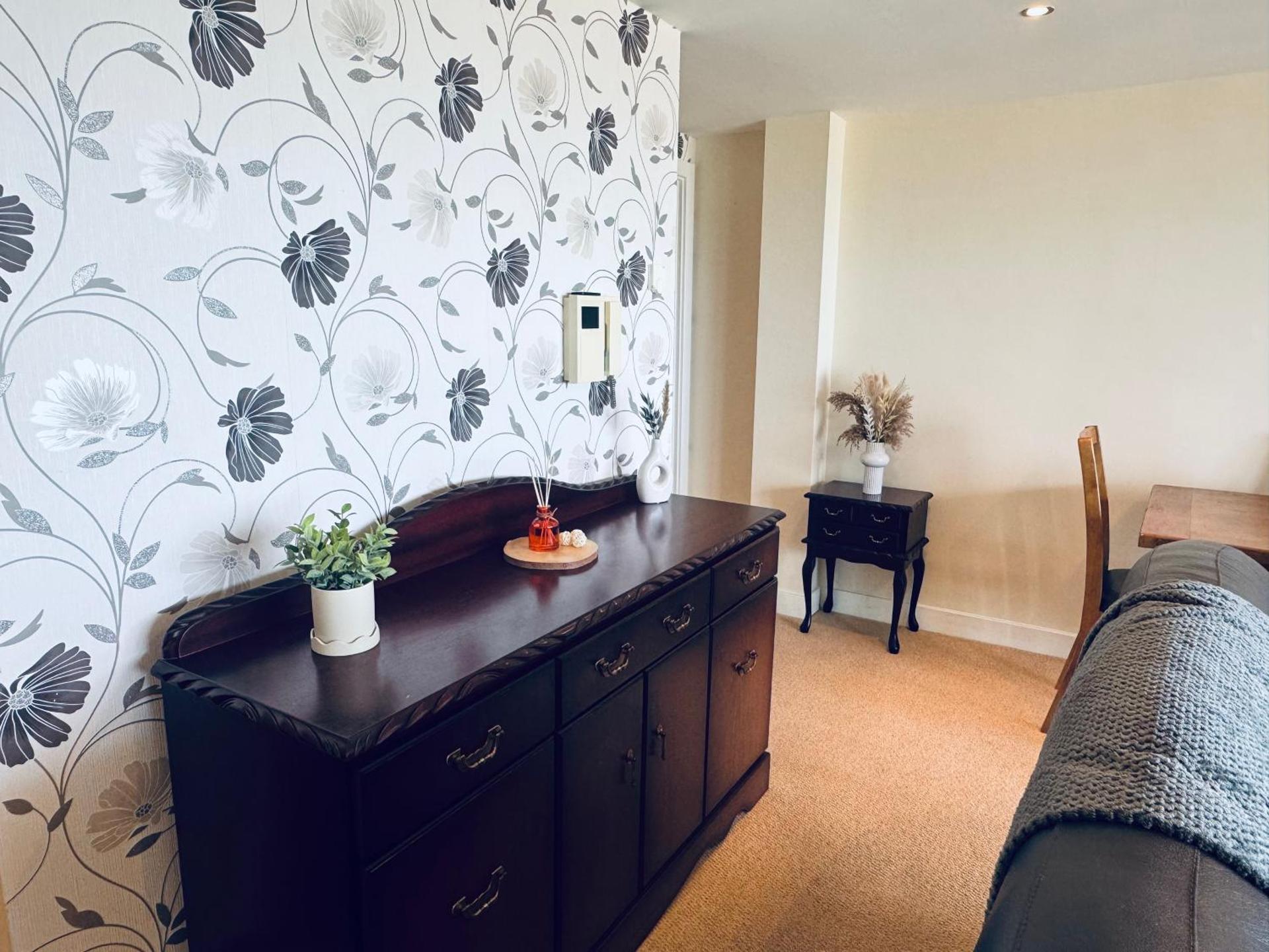 Pears Suite - 1 Bedroom - Sleeps 2