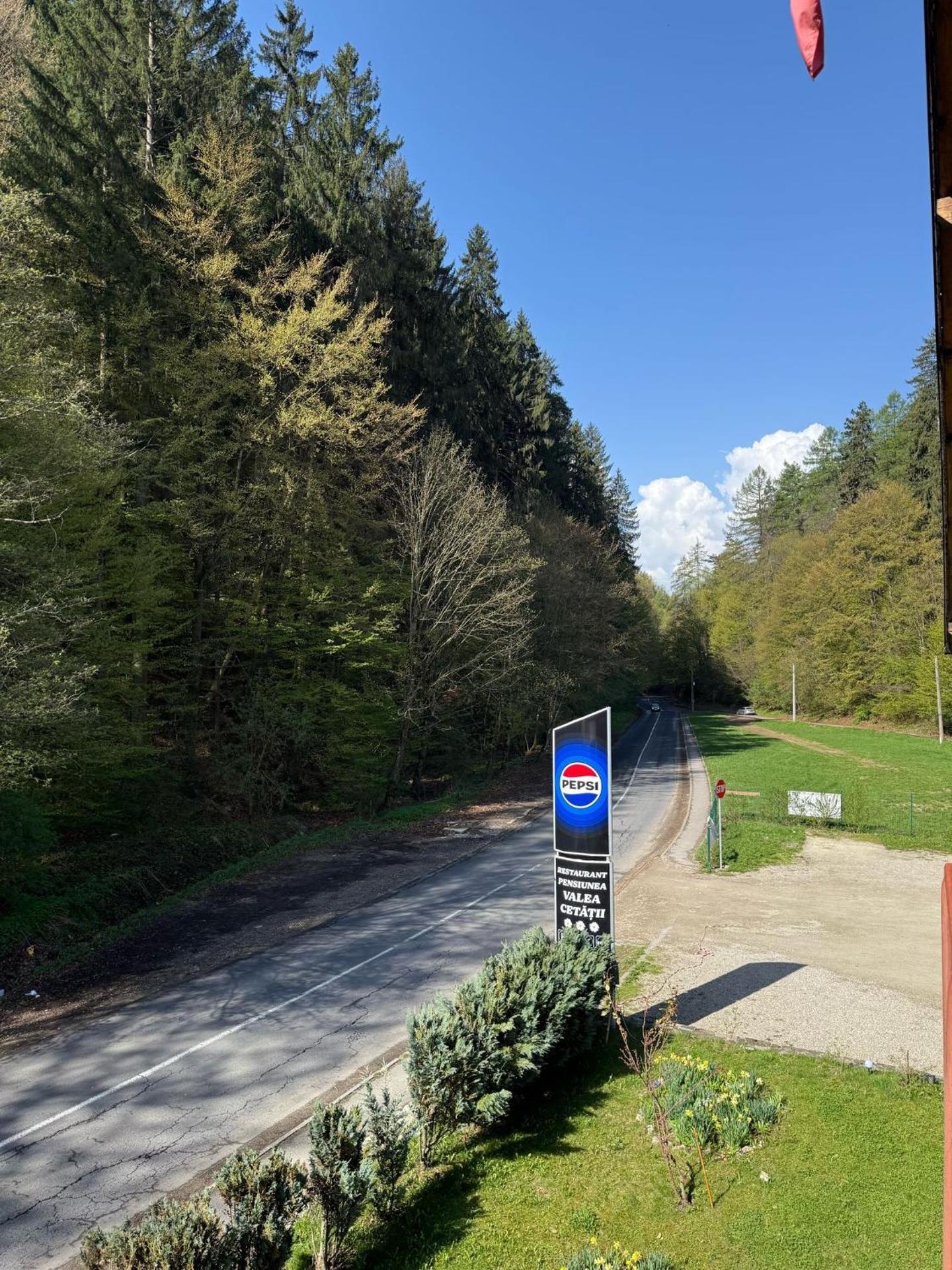 PENSIUNEA VALEA CETATII