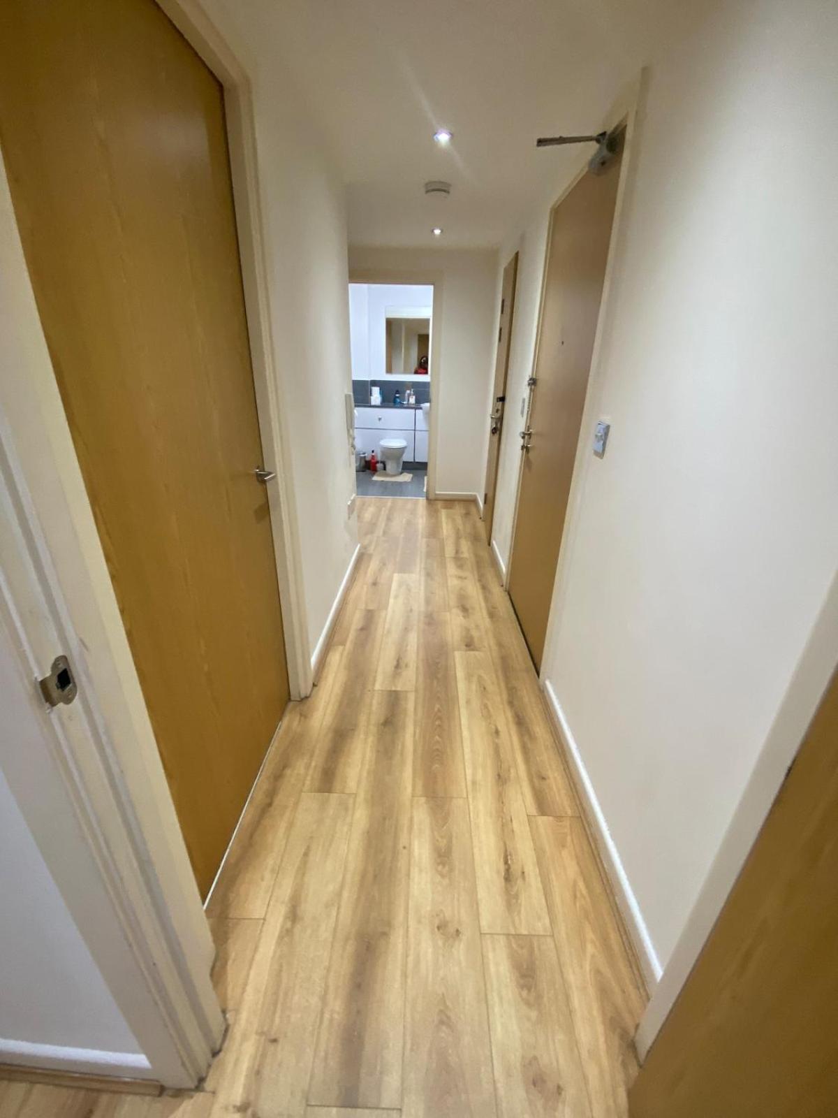 Three Bed Flat on Shakespeare St Sleeps up to 6