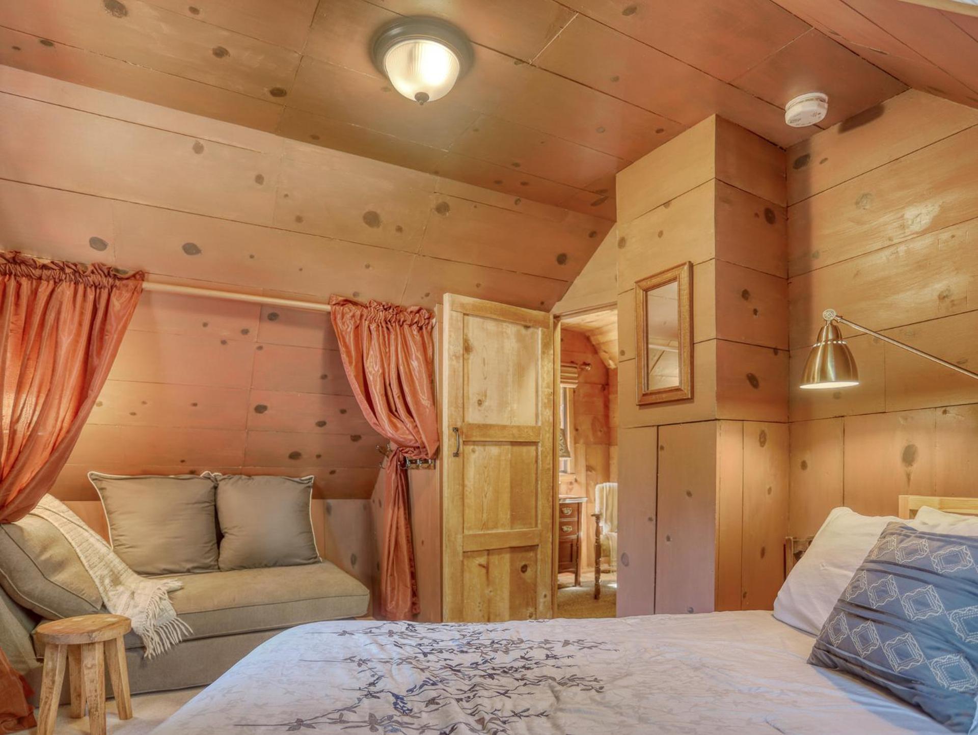 Wallace Cottage - Meredith Lodging